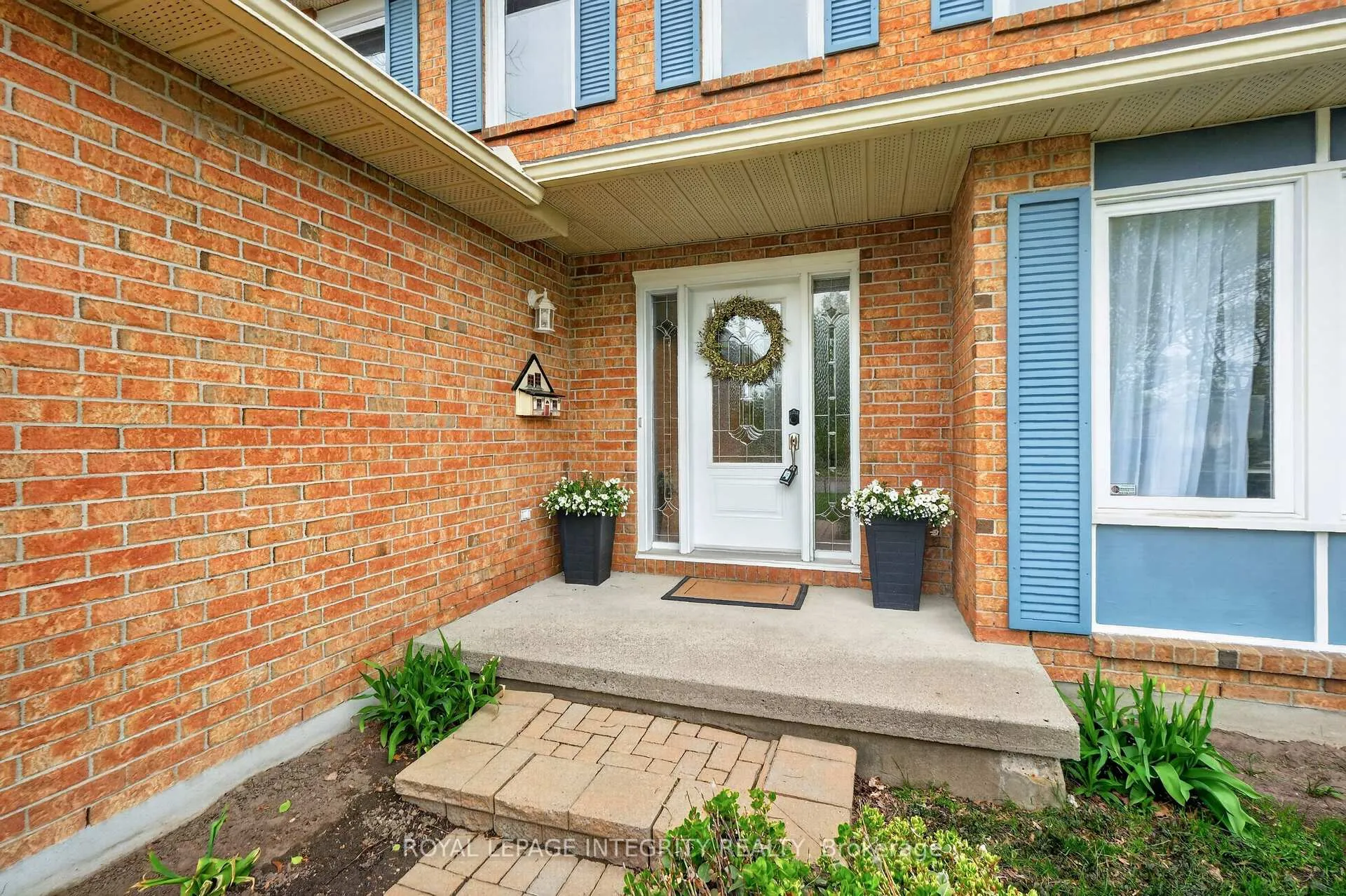 Photo 4 of 1393 Bouton D'Or Way, Ottawa, Bilberry Creek/Queenswood Heights — HOMEH