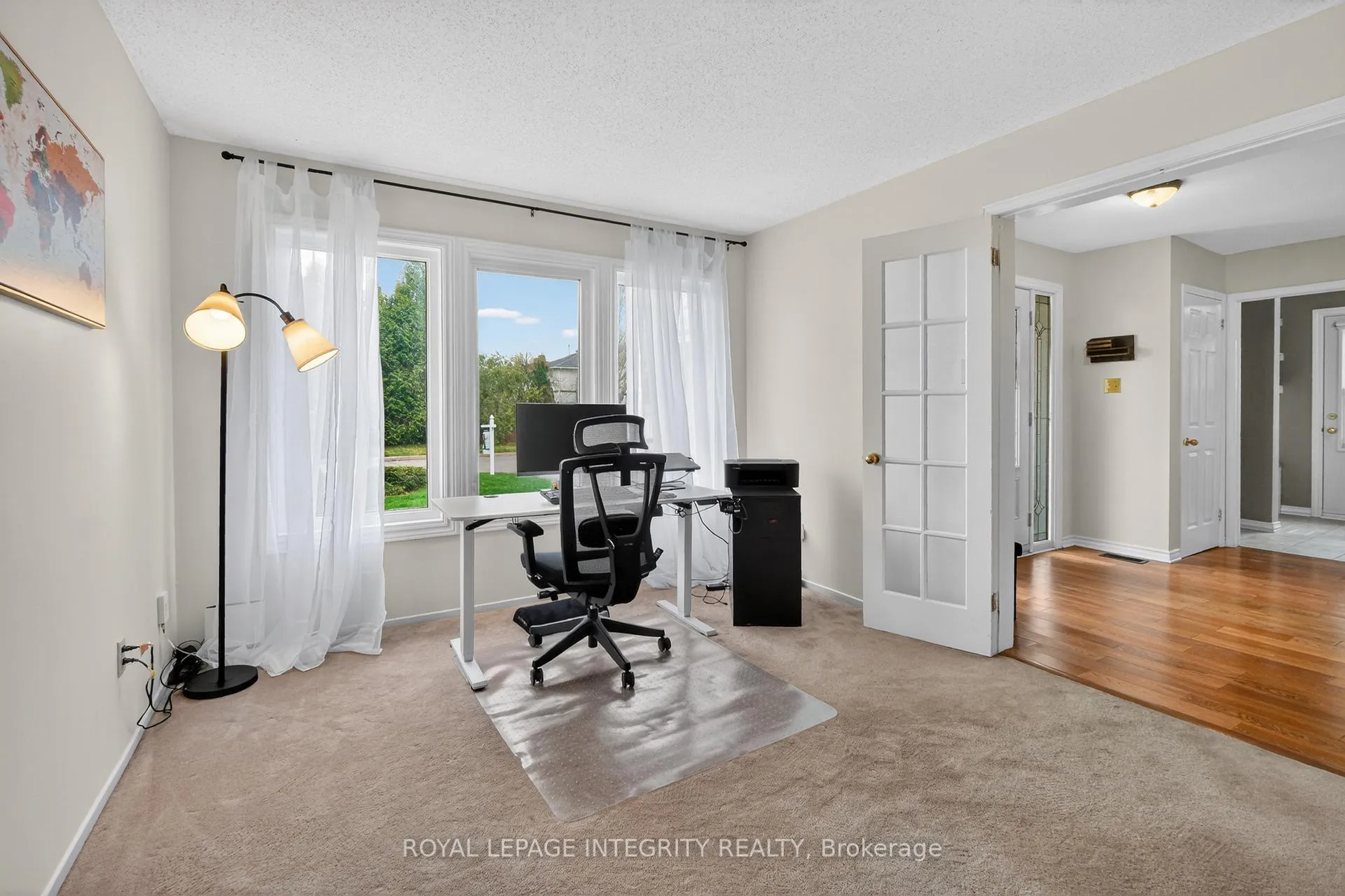 Photo 7 of 1393 Bouton D'Or Way, Ottawa, Bilberry Creek/Queenswood Heights — HOMEH