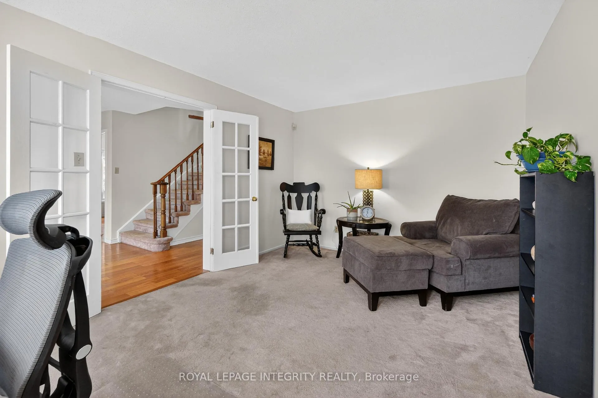 Photo 8 of 1393 Bouton D'Or Way, Ottawa, Bilberry Creek/Queenswood Heights — HOMEH
