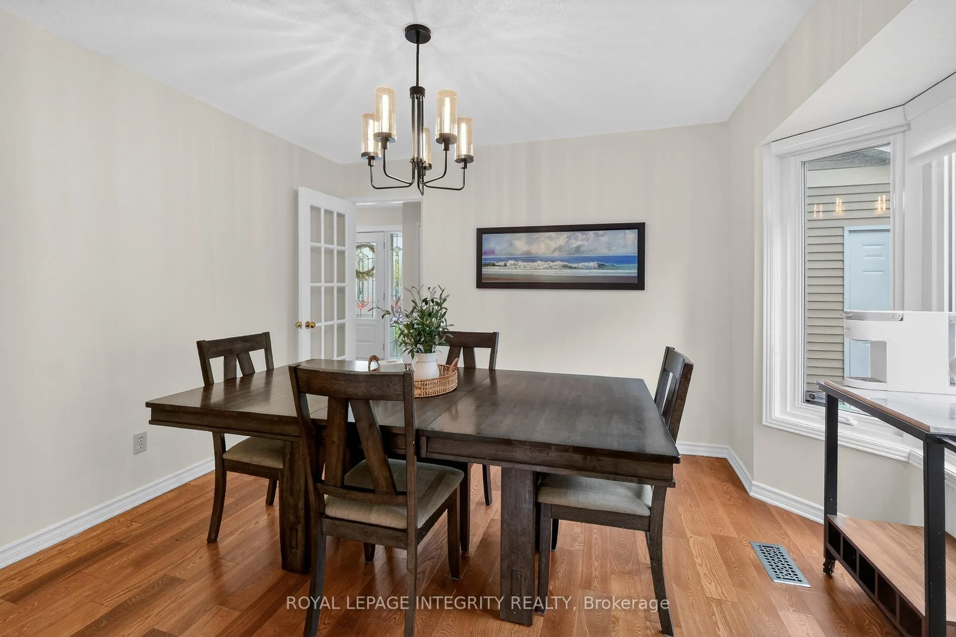 Photo 13 of 1393 Bouton D'Or Way, Ottawa, Bilberry Creek/Queenswood Heights — HOMEH