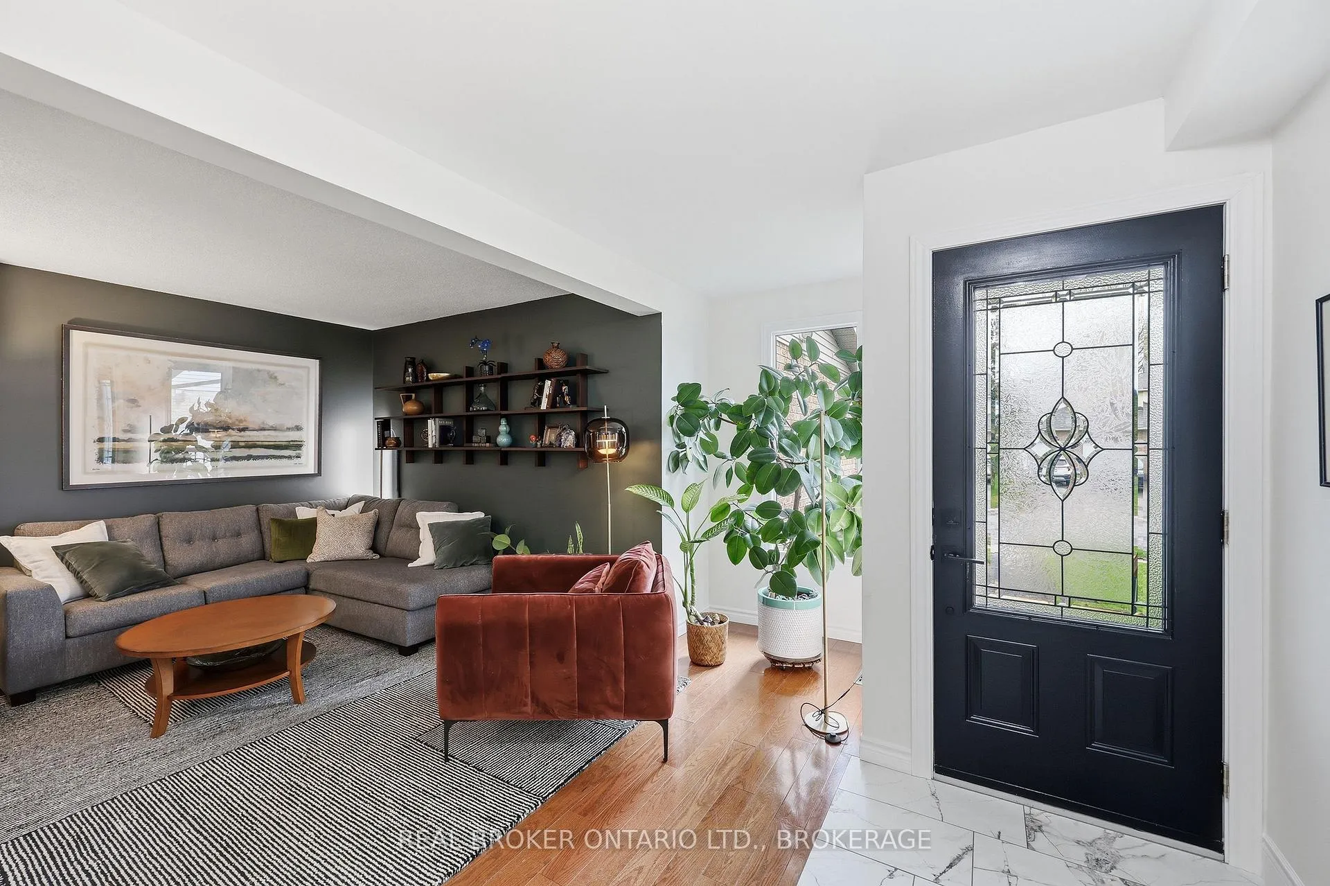 Photo 5 of 36 Rose Abbey Drive, Kingston, Kingston East (Incl Barret Crt) — HOMEH