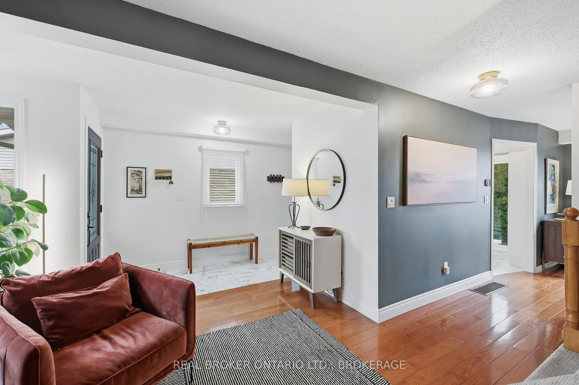 Photo 10 of 36 Rose Abbey Drive, Kingston, Kingston East (Incl Barret Crt) — HOMEH