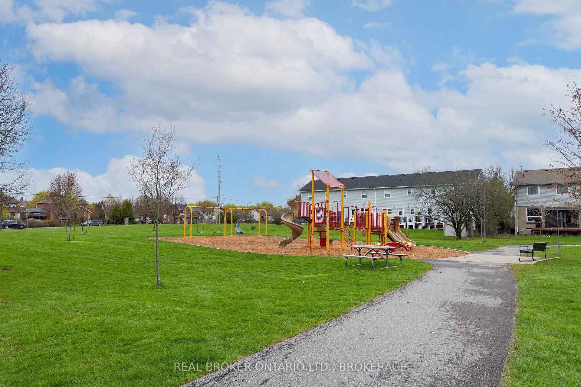 Photo 41 of 36 Rose Abbey Drive, Kingston, Kingston East (Incl Barret Crt) — HOMEH