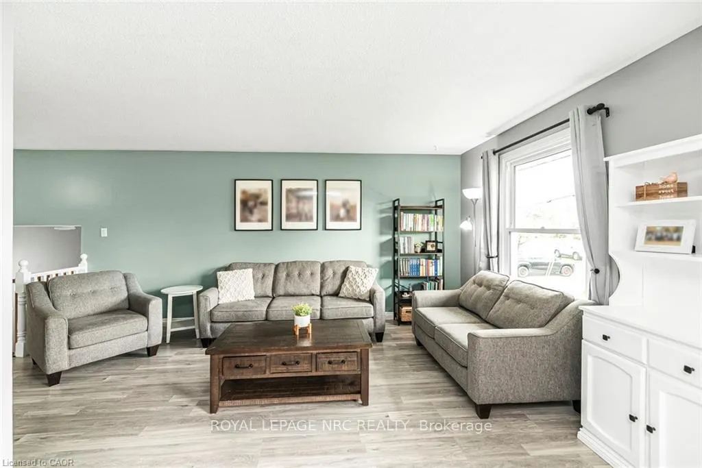 Photo 9 of 34 Oswego Park Road, Haldimand, Dunnville — HOMEH