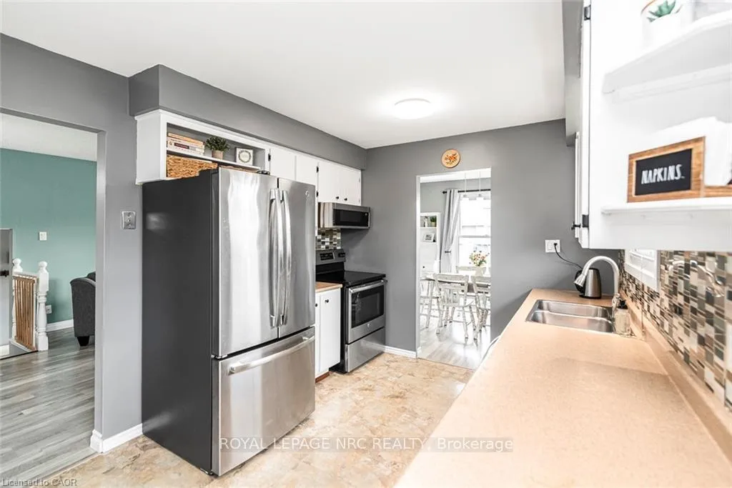 Photo 13 of 34 Oswego Park Road, Haldimand, Dunnville — HOMEH