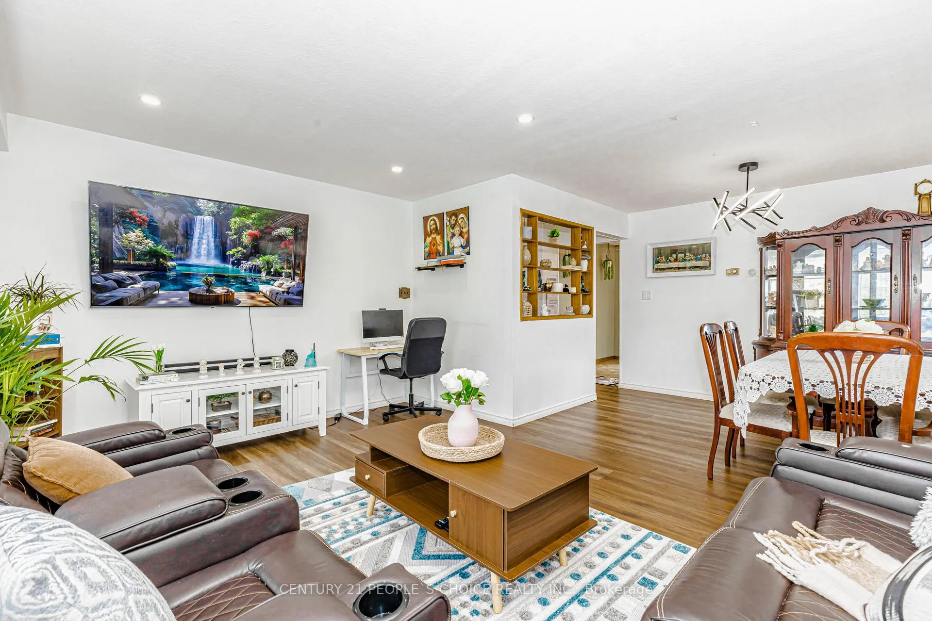 Photo 12 of 7 Pleaseley Road, Brampton, Brampton East — HOMEH