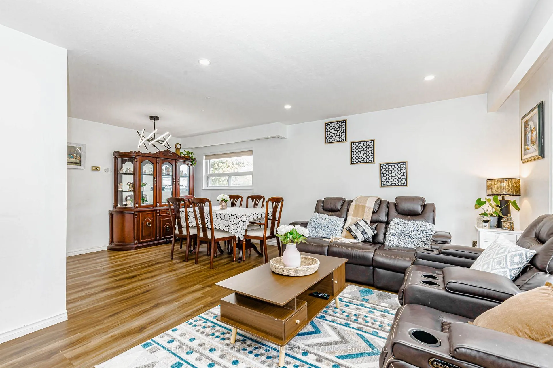 Photo 13 of 7 Pleaseley Road, Brampton, Brampton East — HOMEH