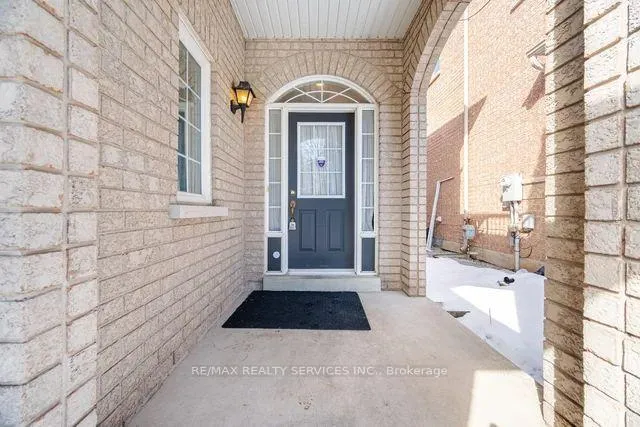 Photo 4 of 4 Rocky Point Crescent, Brampton, Madoc — HOMEH