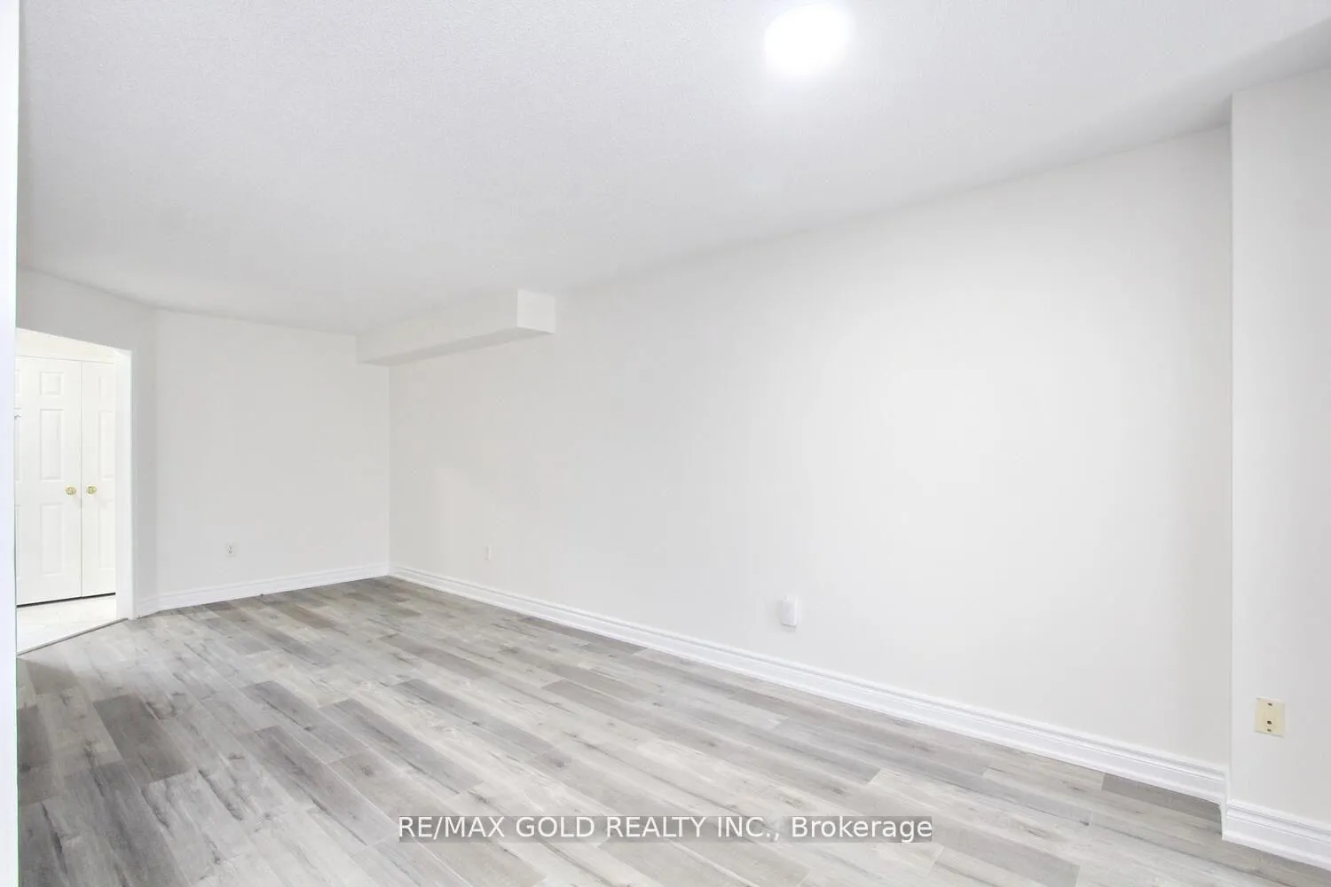 Photo 16 of 96 Lauraglen Crescent, Brampton, Fletcher's Creek South — HOMEH