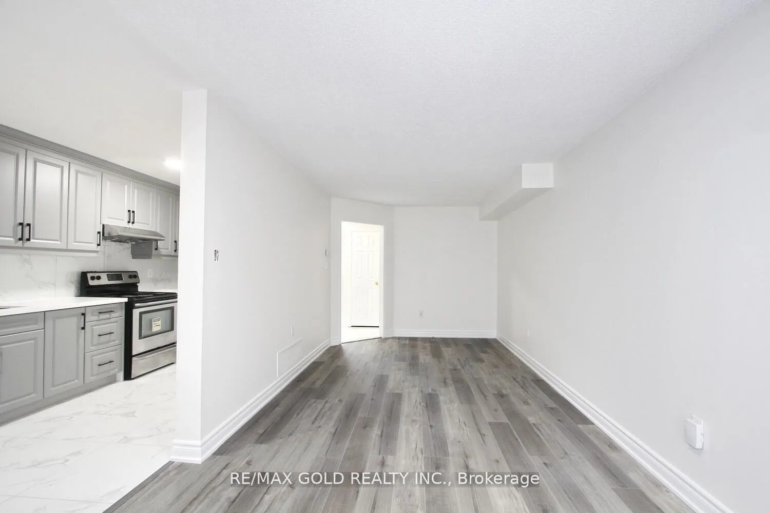 Photo 17 of 96 Lauraglen Crescent, Brampton, Fletcher's Creek South — HOMEH