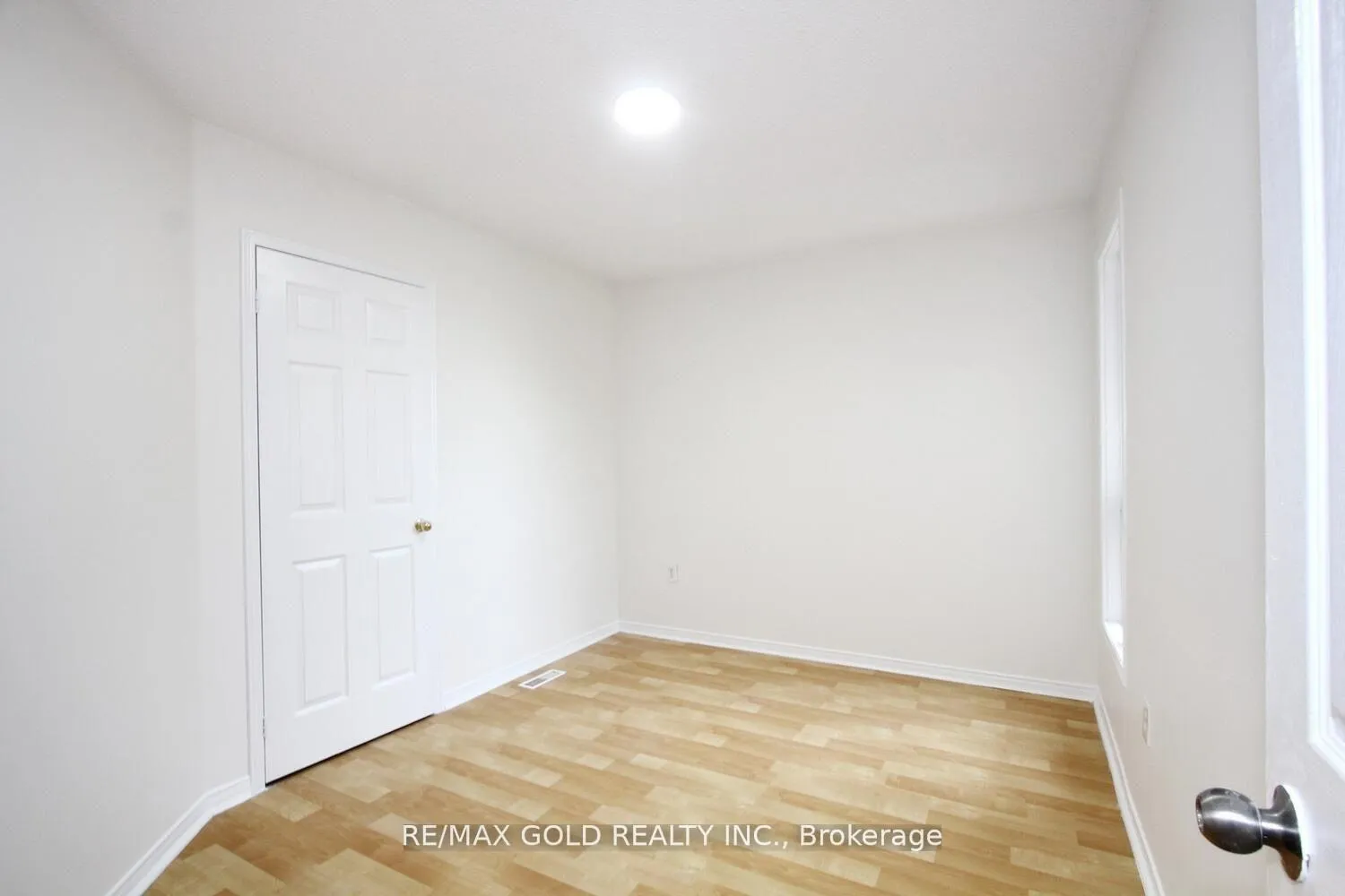 Photo 24 of 96 Lauraglen Crescent, Brampton, Fletcher's Creek South — HOMEH