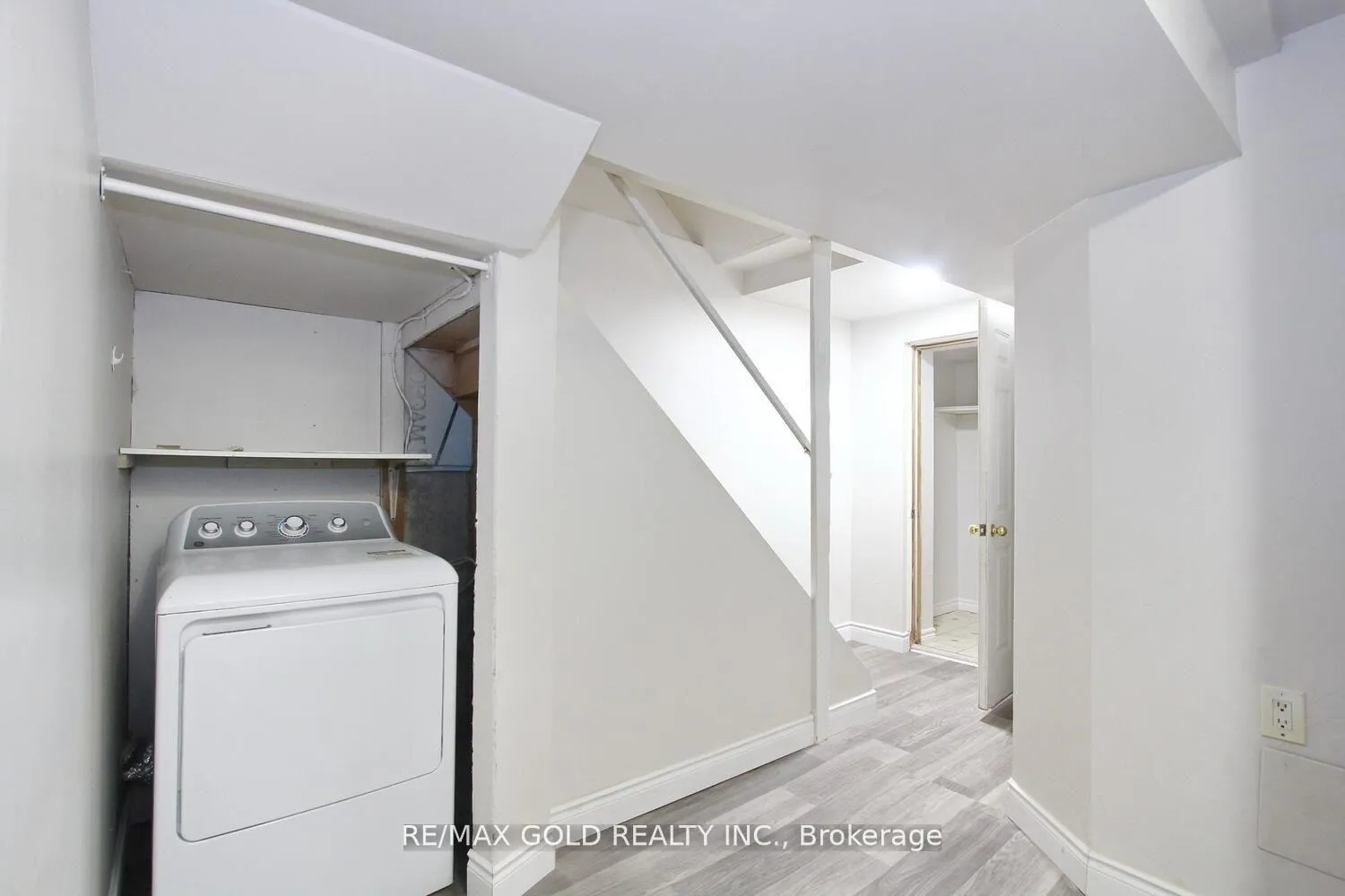 Photo 38 of 96 Lauraglen Crescent, Brampton, Fletcher's Creek South — HOMEH