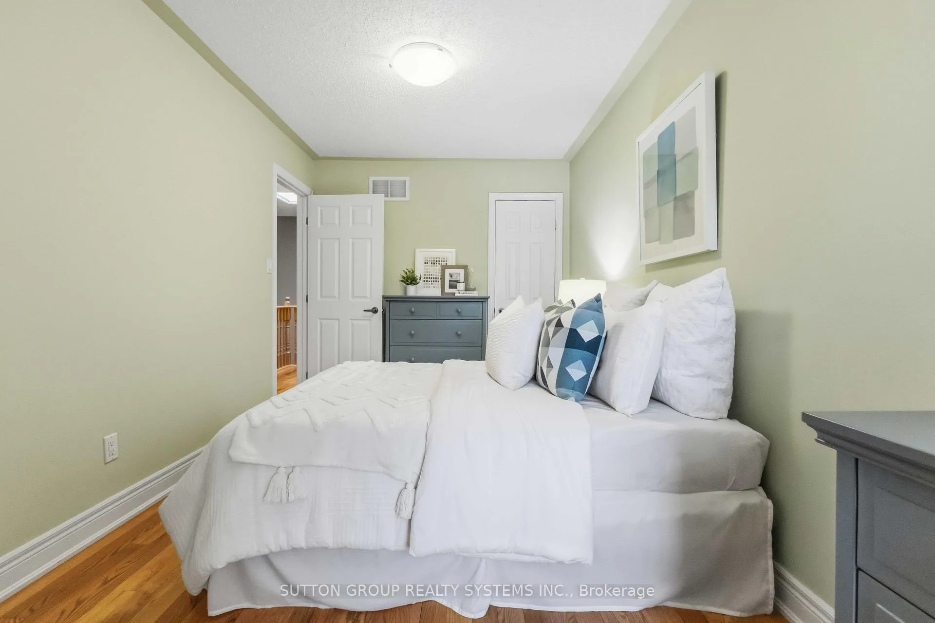 Photo 23 of 57 Halsey Avenue, Toronto, O'Connor-Parkview — HOMEH