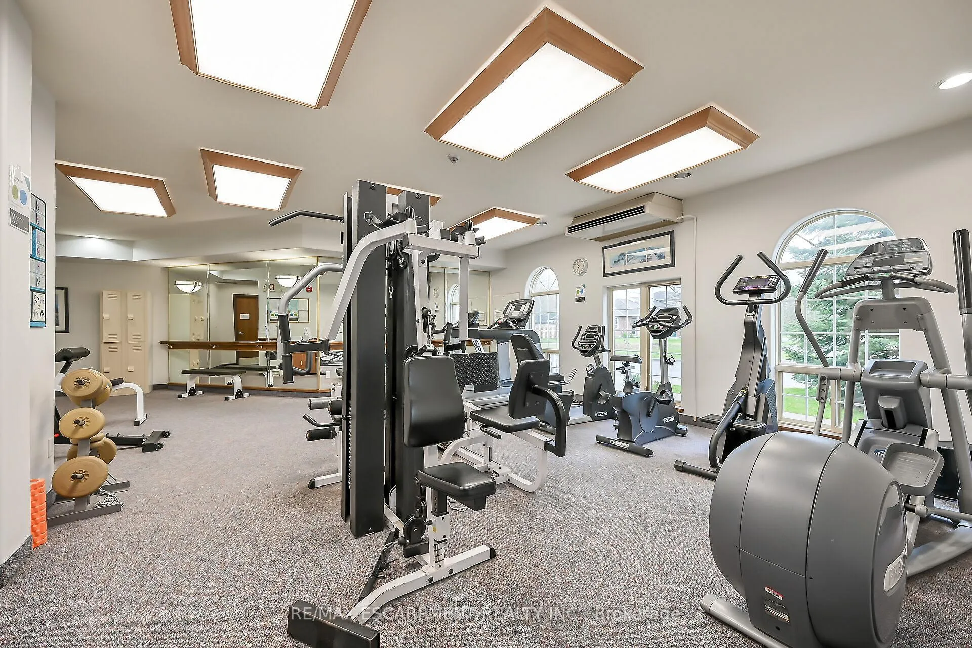 Photo 36 of 59 Riveroaks Drive, Hamilton, Twenty Place — HOMEH