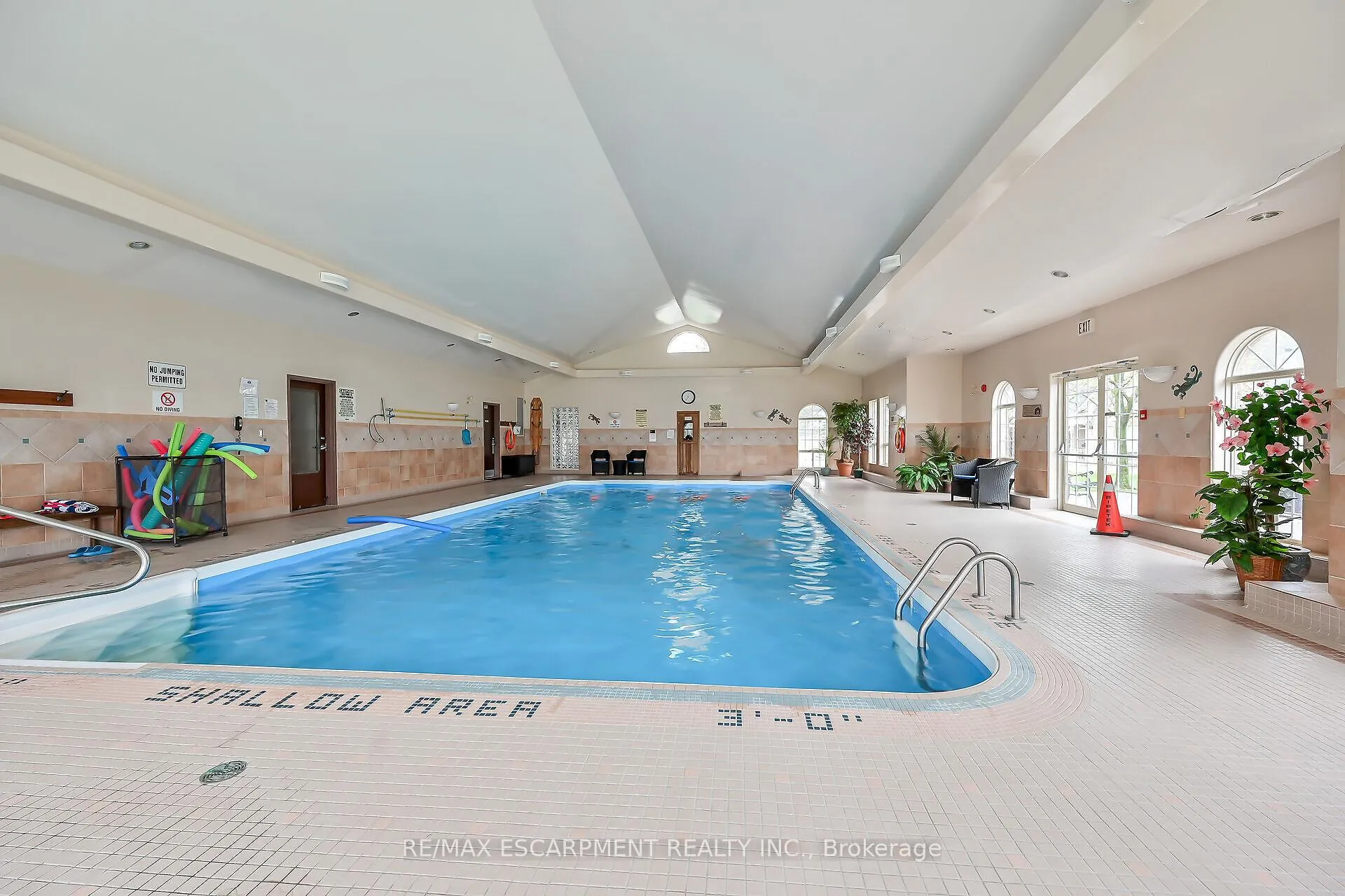 Photo 38 of 59 Riveroaks Drive, Hamilton, Twenty Place — HOMEH
