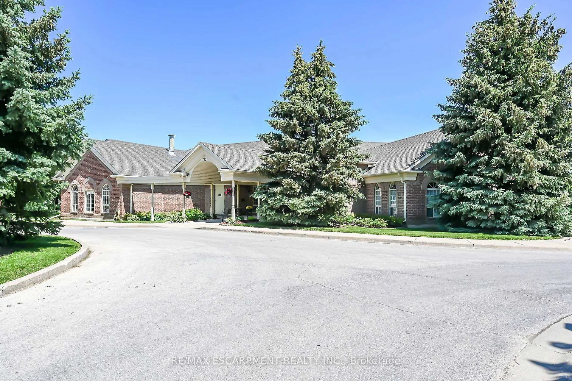 Photo 43 of 59 Riveroaks Drive, Hamilton, Twenty Place — HOMEH
