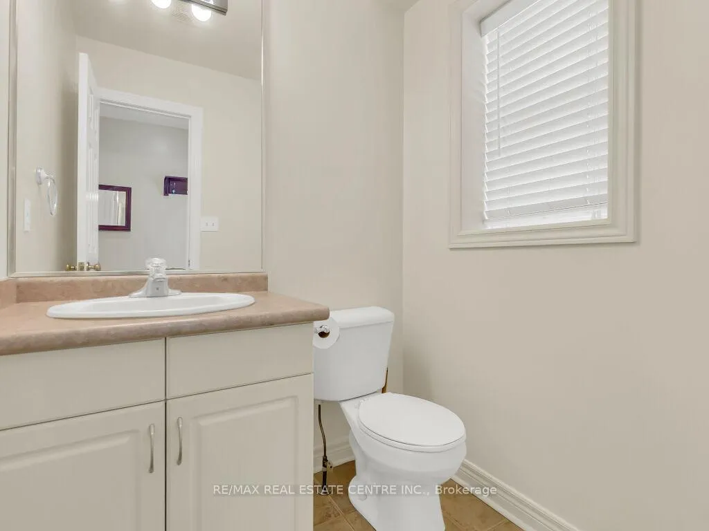 Photo 17 of 31 Sinclair Street, Guelph, Pineridge/Westminster Woods — HOMEH