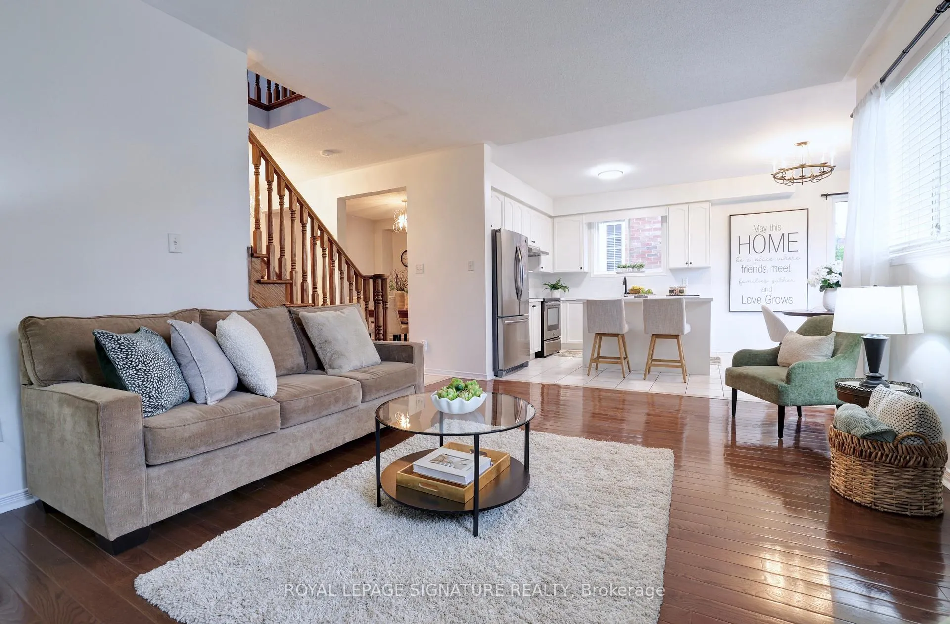 Photo 6 of 798 Spinning Wheel Crescent, Mississauga, Meadowvale Village — HOMEH