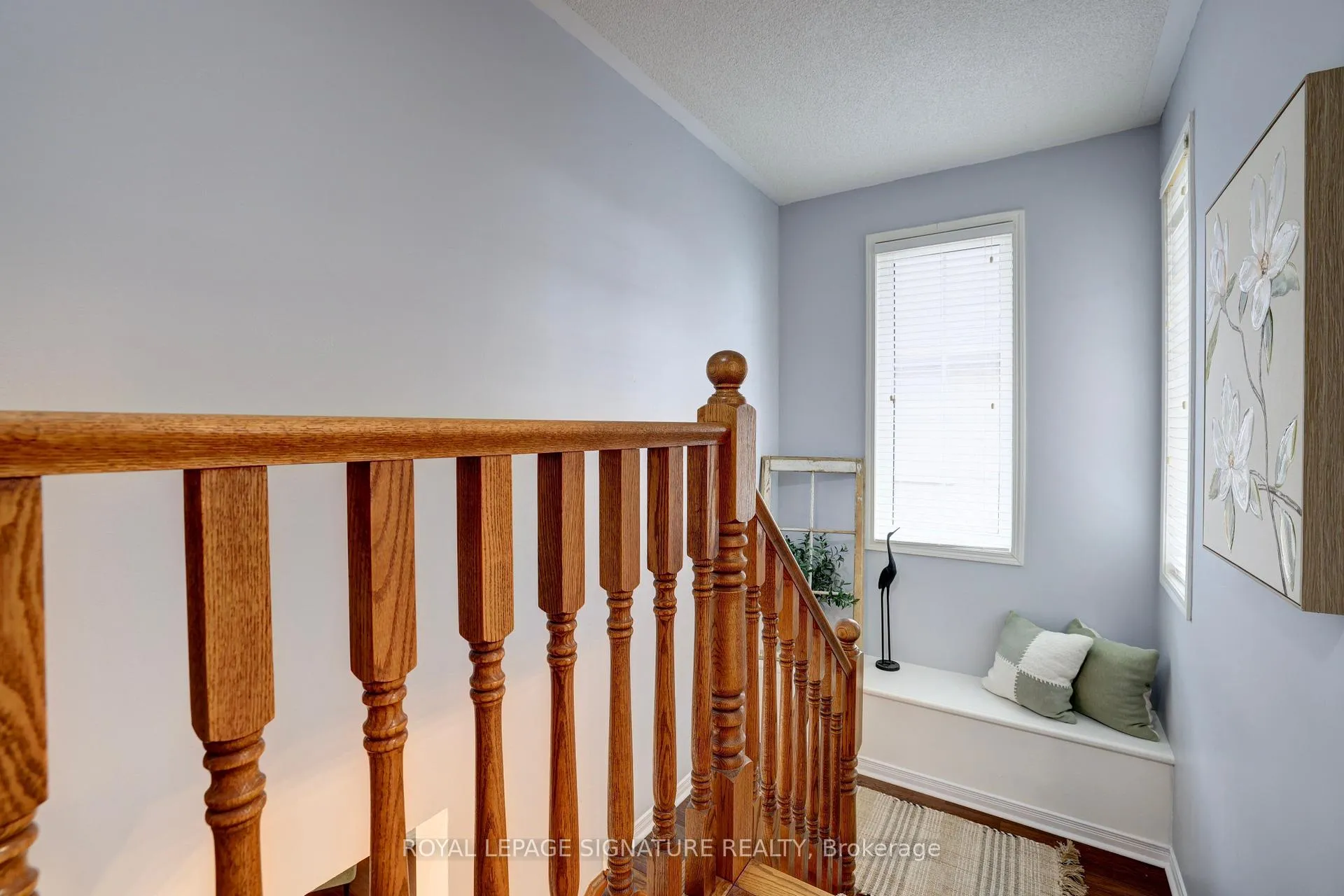 Photo 15 of 798 Spinning Wheel Crescent, Mississauga, Meadowvale Village — HOMEH