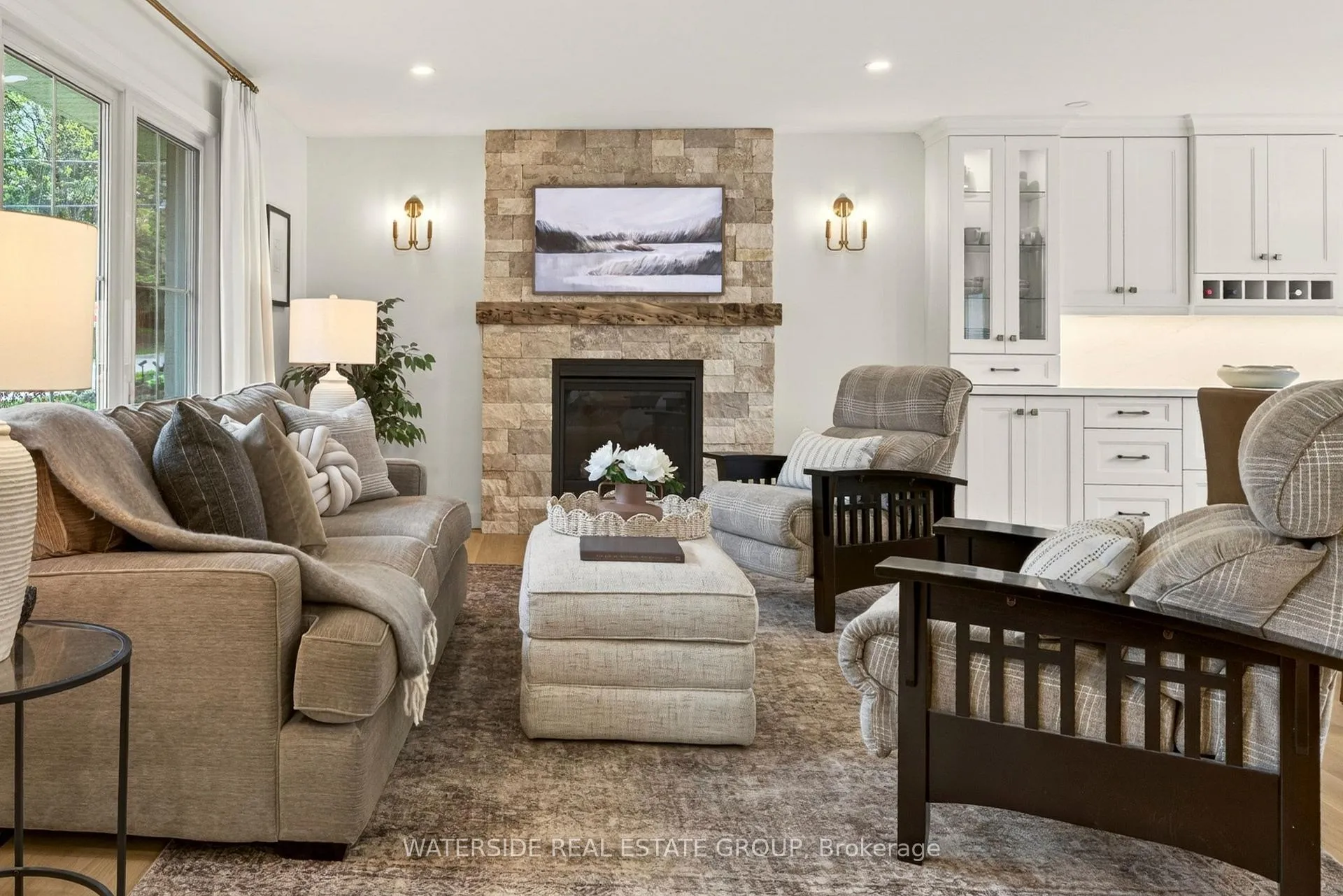 Photo 7 of 33 Mayfair Avenue, Hamilton, Dundas — HOMEH