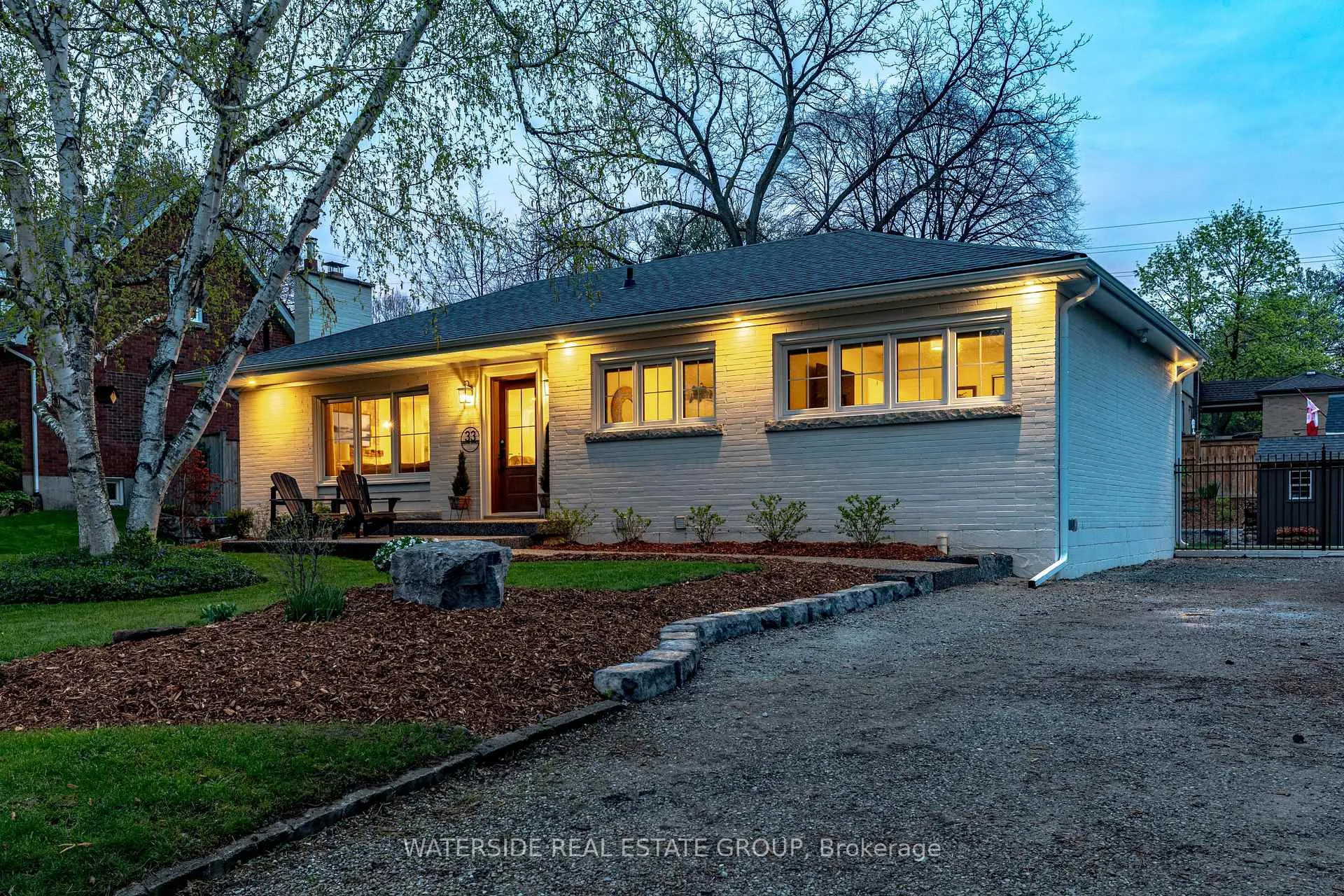Photo 20 of 33 Mayfair Avenue, Hamilton, Dundas — HOMEH