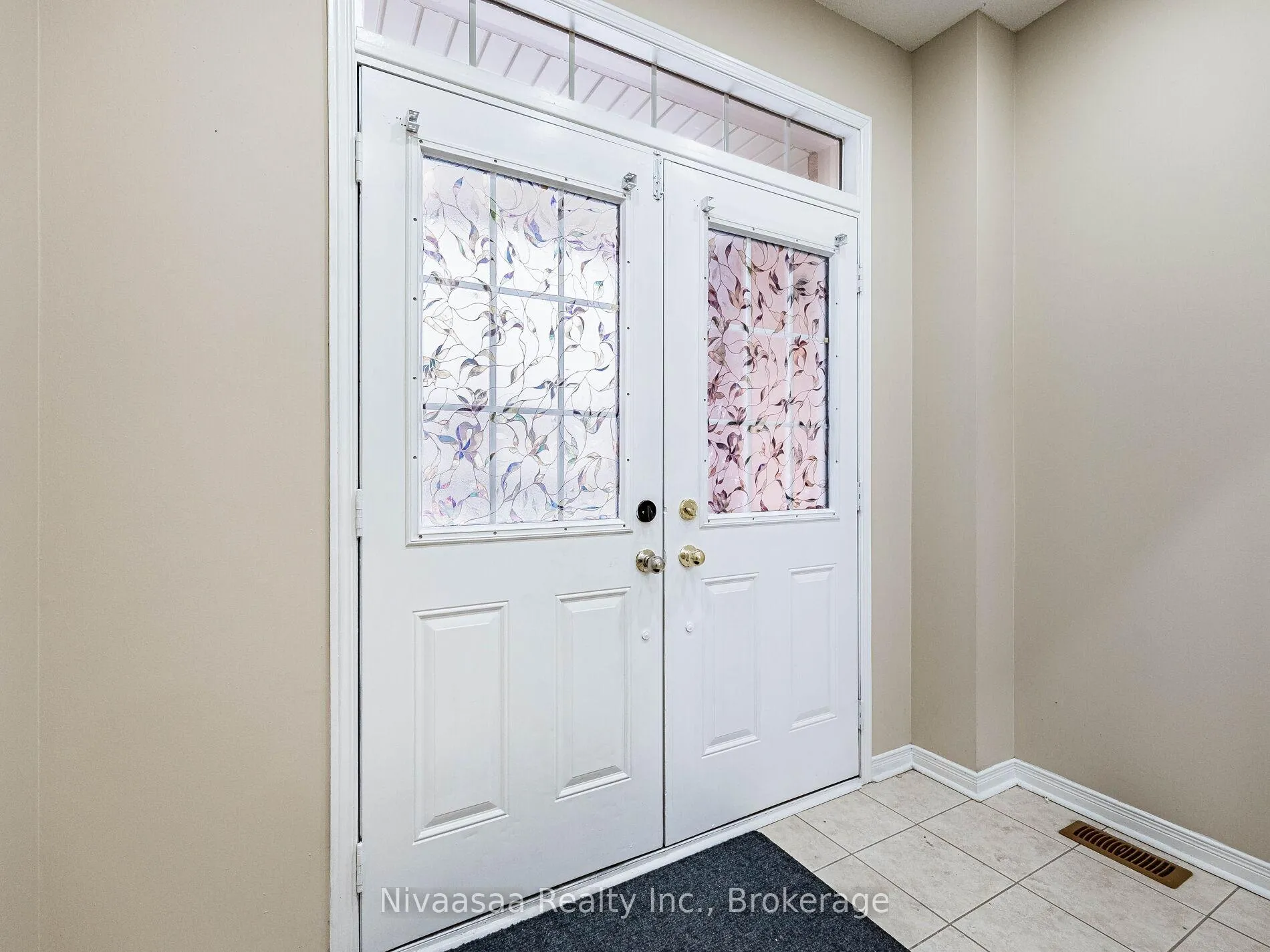Photo 3 of 42 Kilrea Way, Brampton, Credit Valley — HOMEH