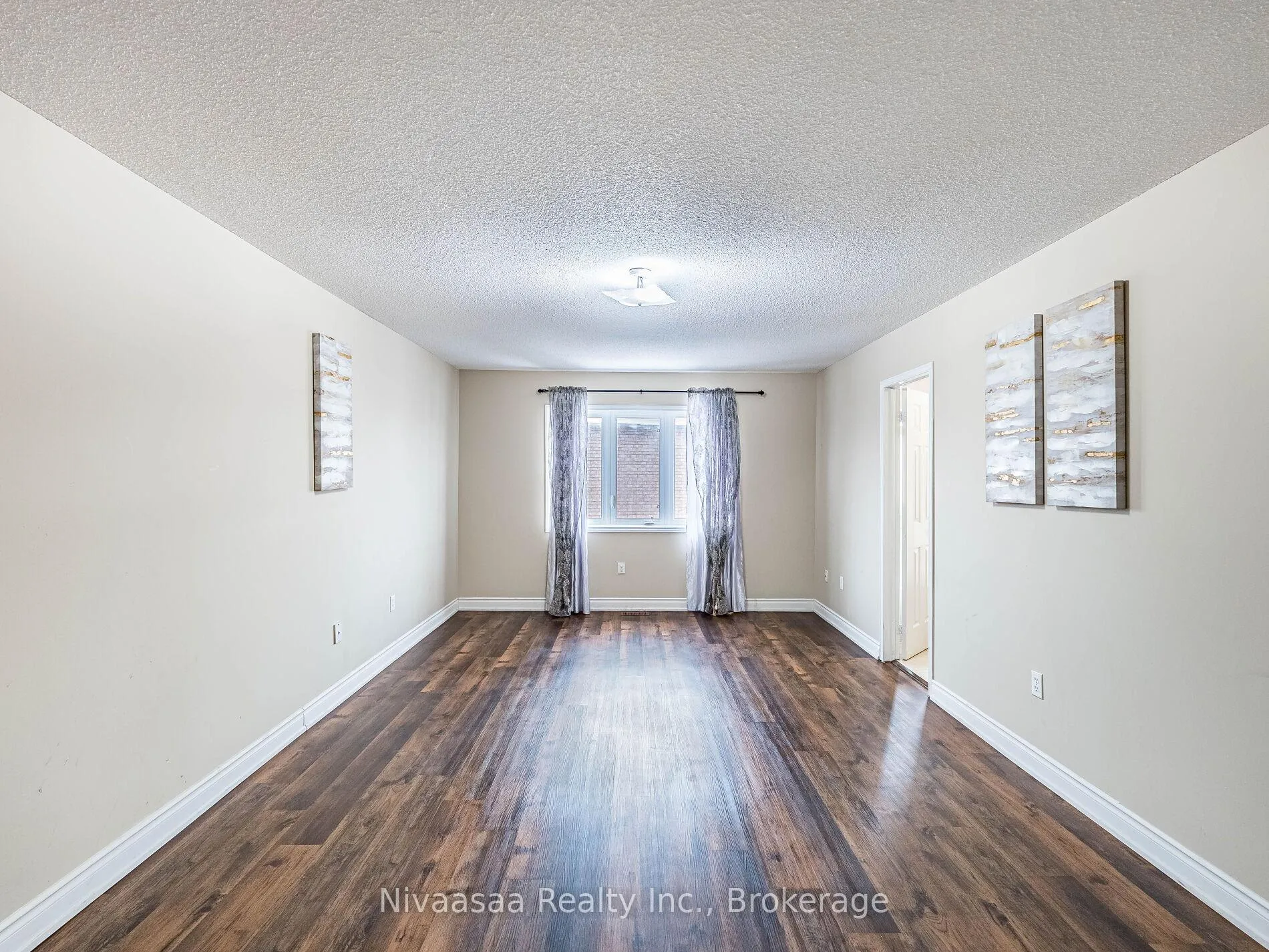 Photo 18 of 42 Kilrea Way, Brampton, Credit Valley — HOMEH