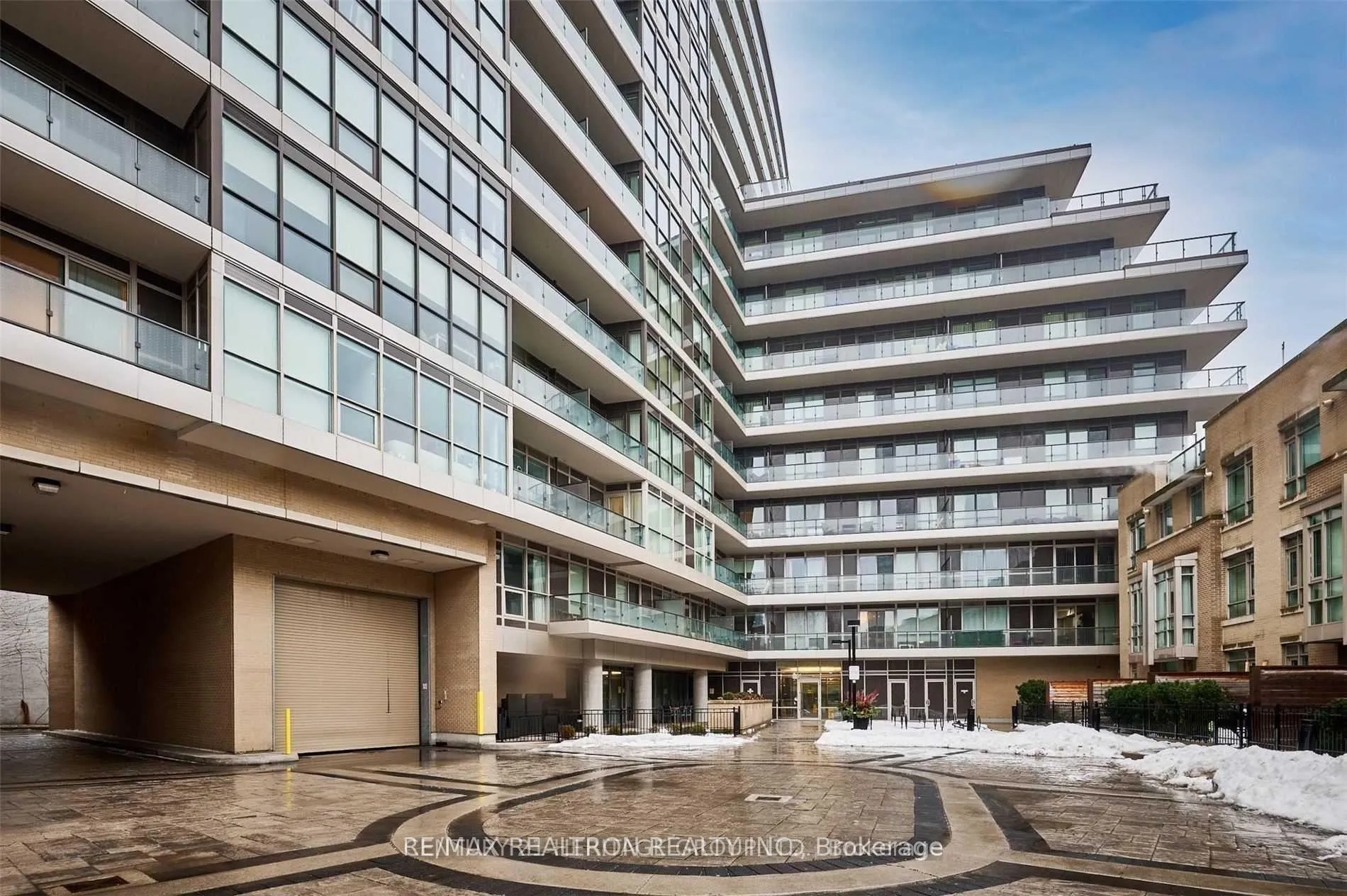 Photo 4 of Unit 1507, 60 Berwick Avenue, Toronto, Yonge-Eglinton — HOMEH