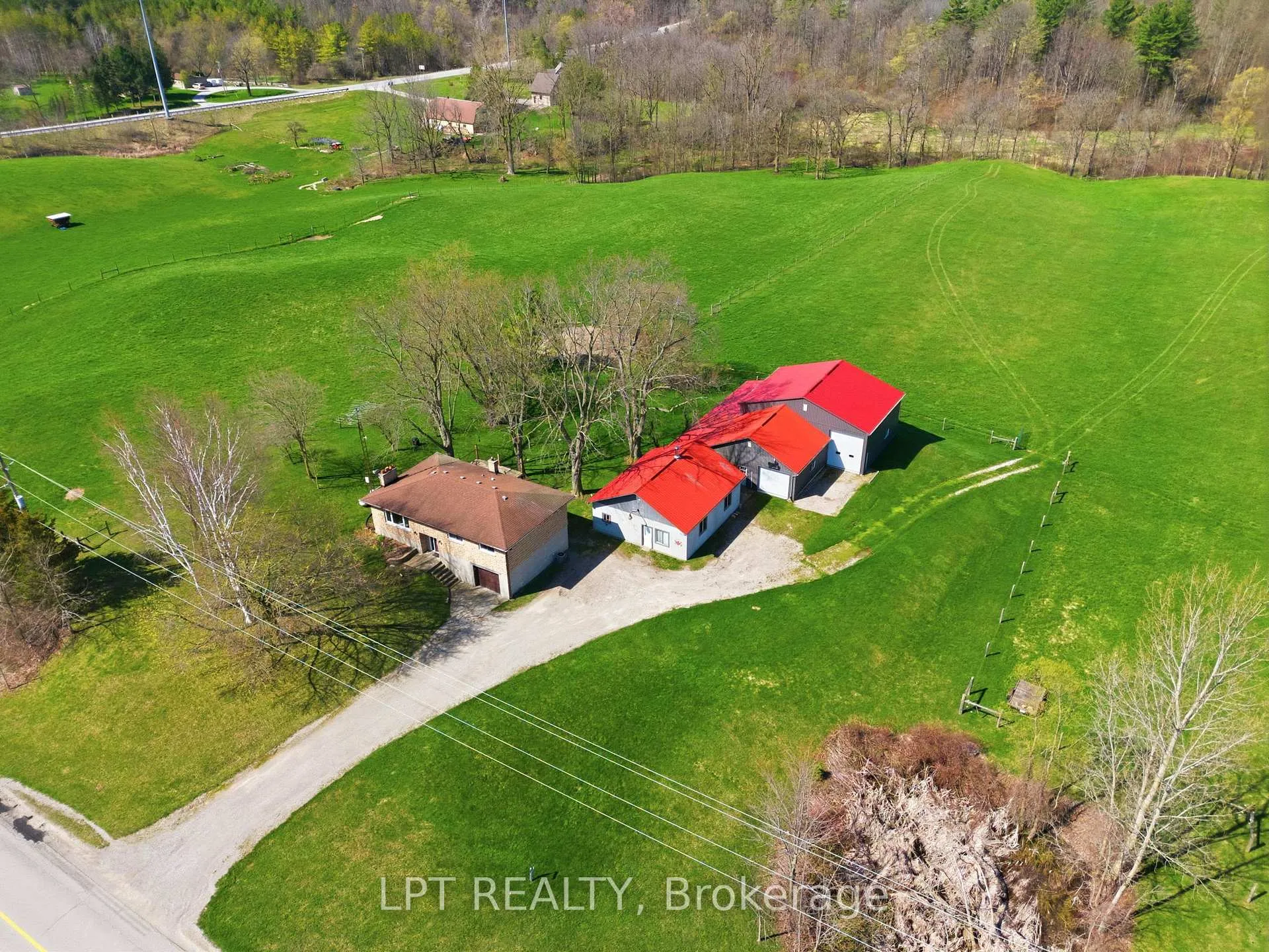 Photo 4 of 32299 Sylvan Road, North Middlesex, Rural North Middlesex — HOMEH