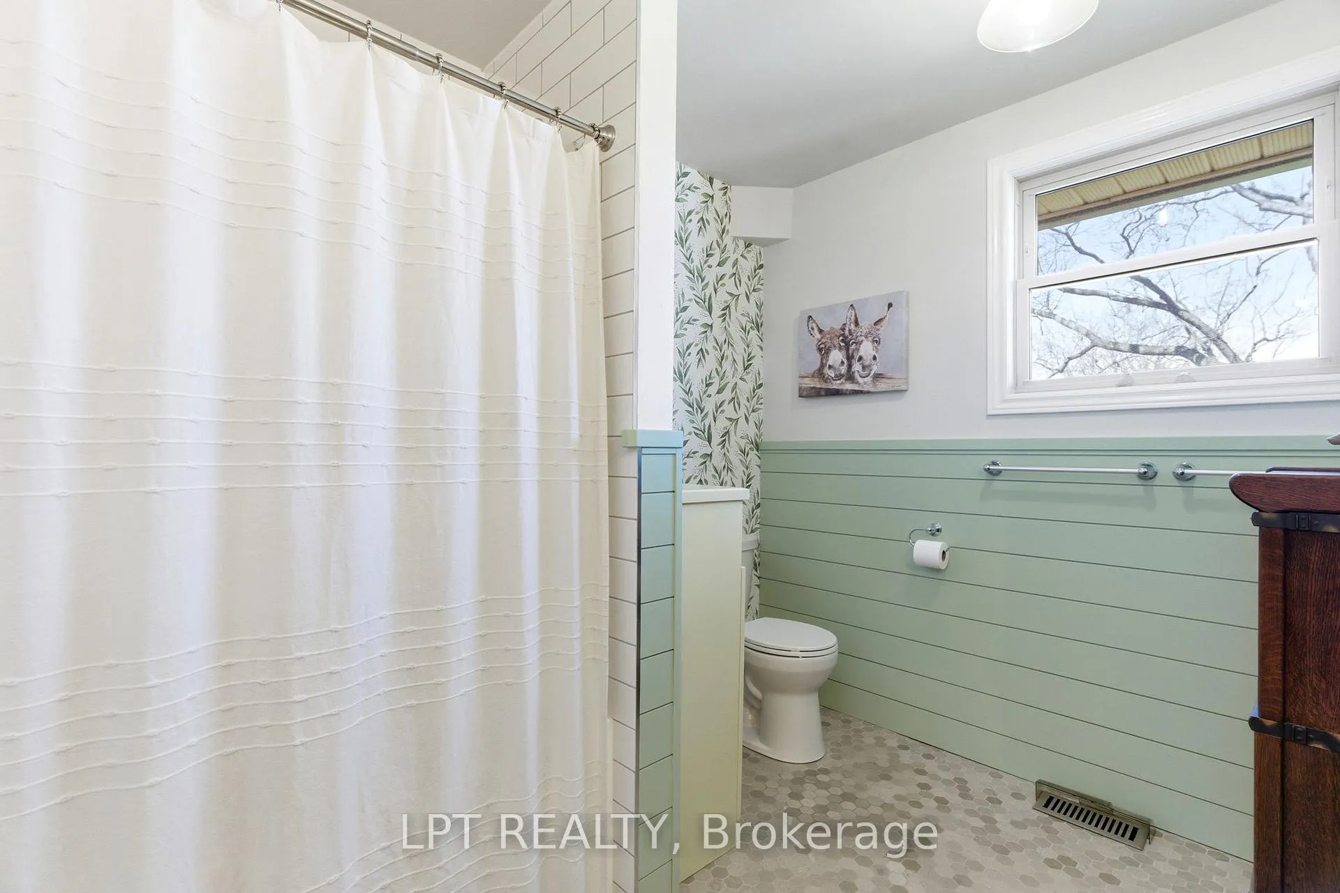 Photo 19 of 32299 Sylvan Road, North Middlesex, Rural North Middlesex — HOMEH