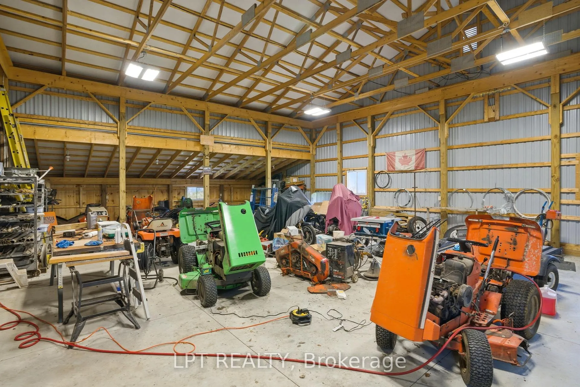 Photo 38 of 32299 Sylvan Road, North Middlesex, Rural North Middlesex — HOMEH