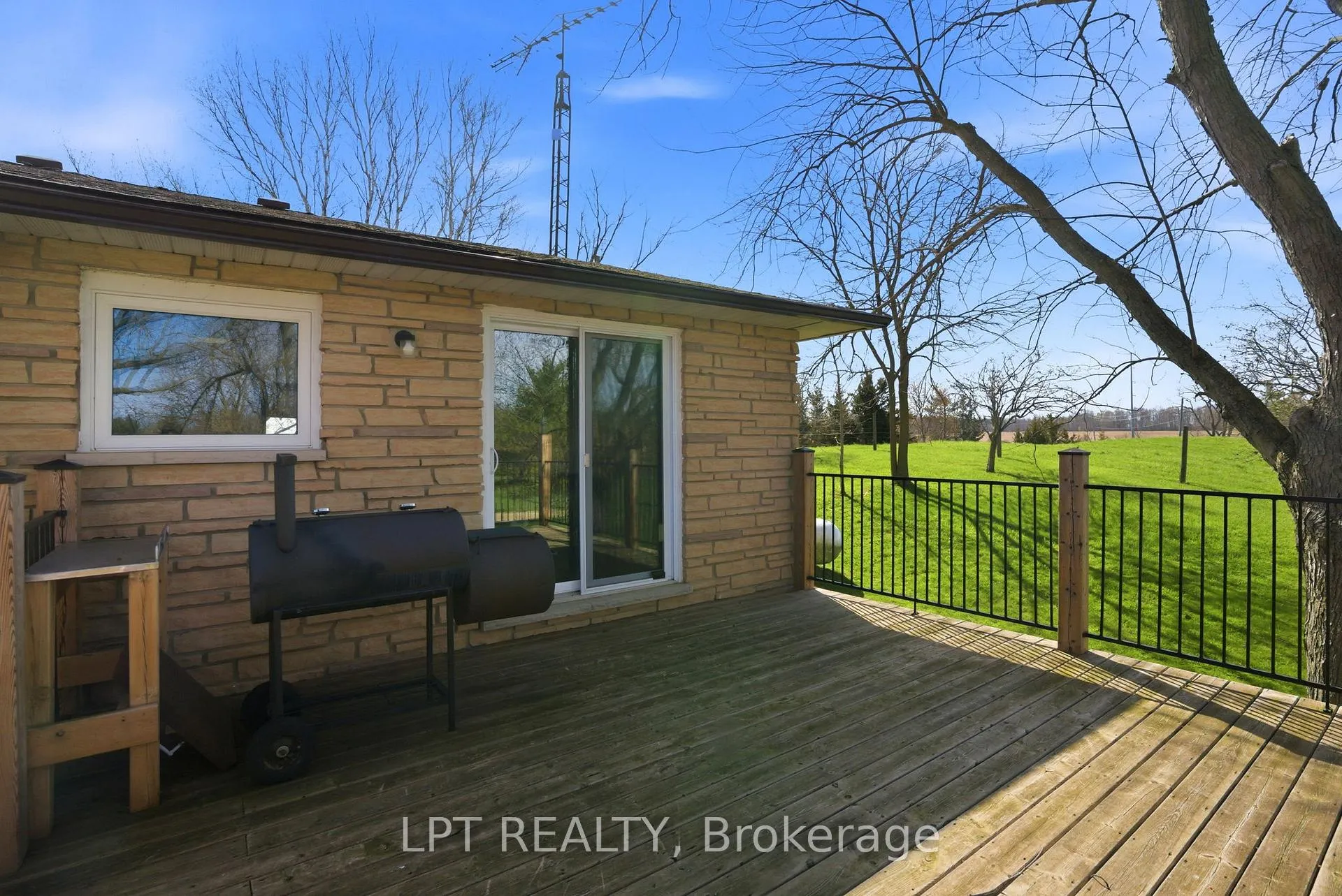 Photo 41 of 32299 Sylvan Road, North Middlesex, Rural North Middlesex — HOMEH