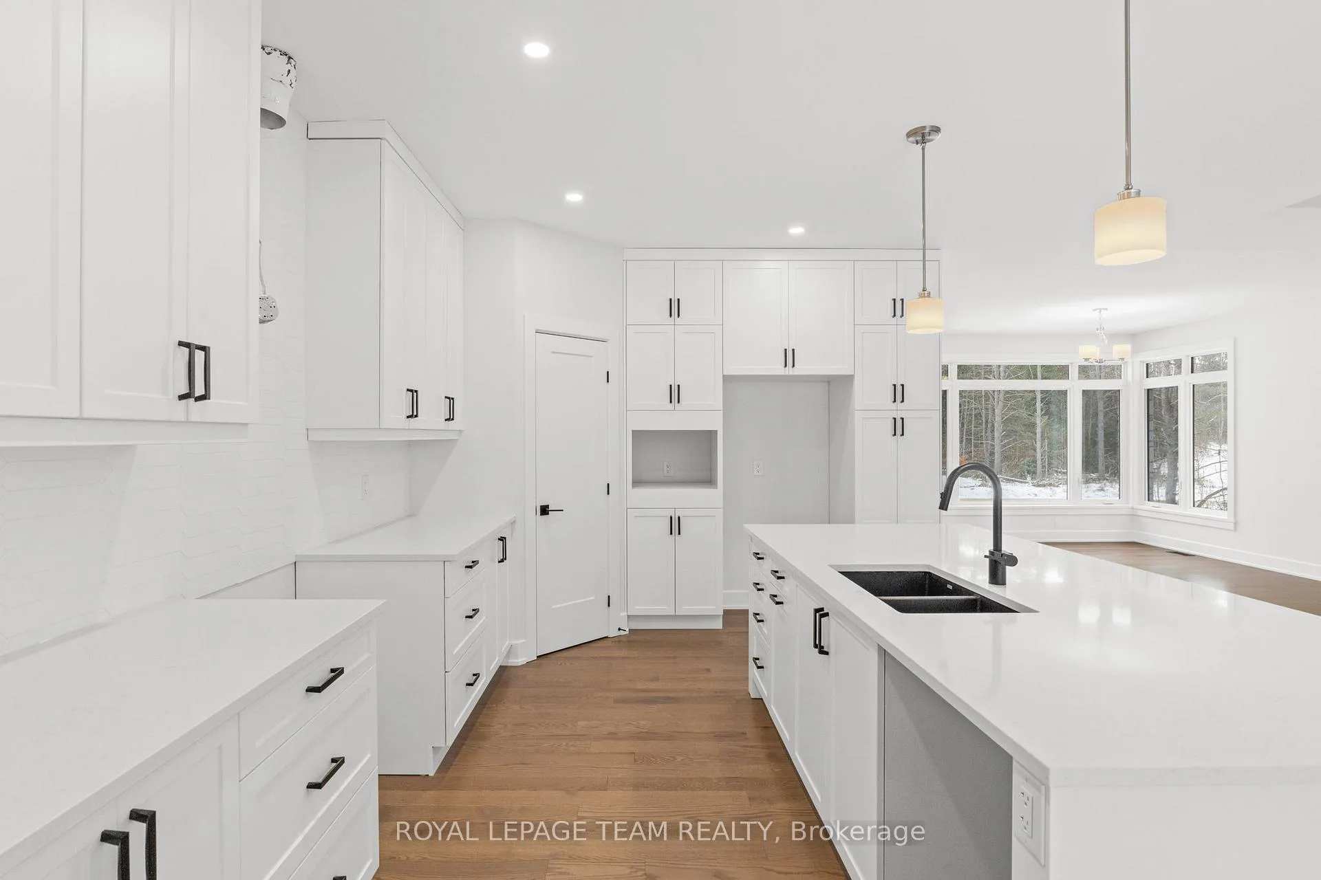 Photo 14 of 63 Hogan Drive, McNab/Braeside, Mcnab/Braeside Twps — HOMEH