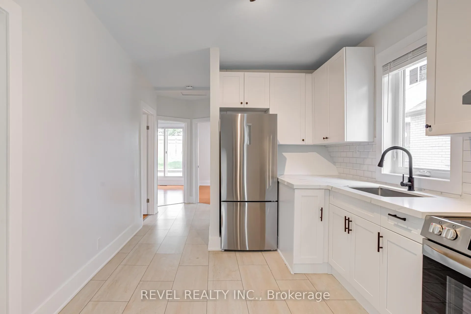 Photo 6 of Unit Main, 24 Kenora Crescent, Toronto, Keelesdale-Eglinton West — HOMEH