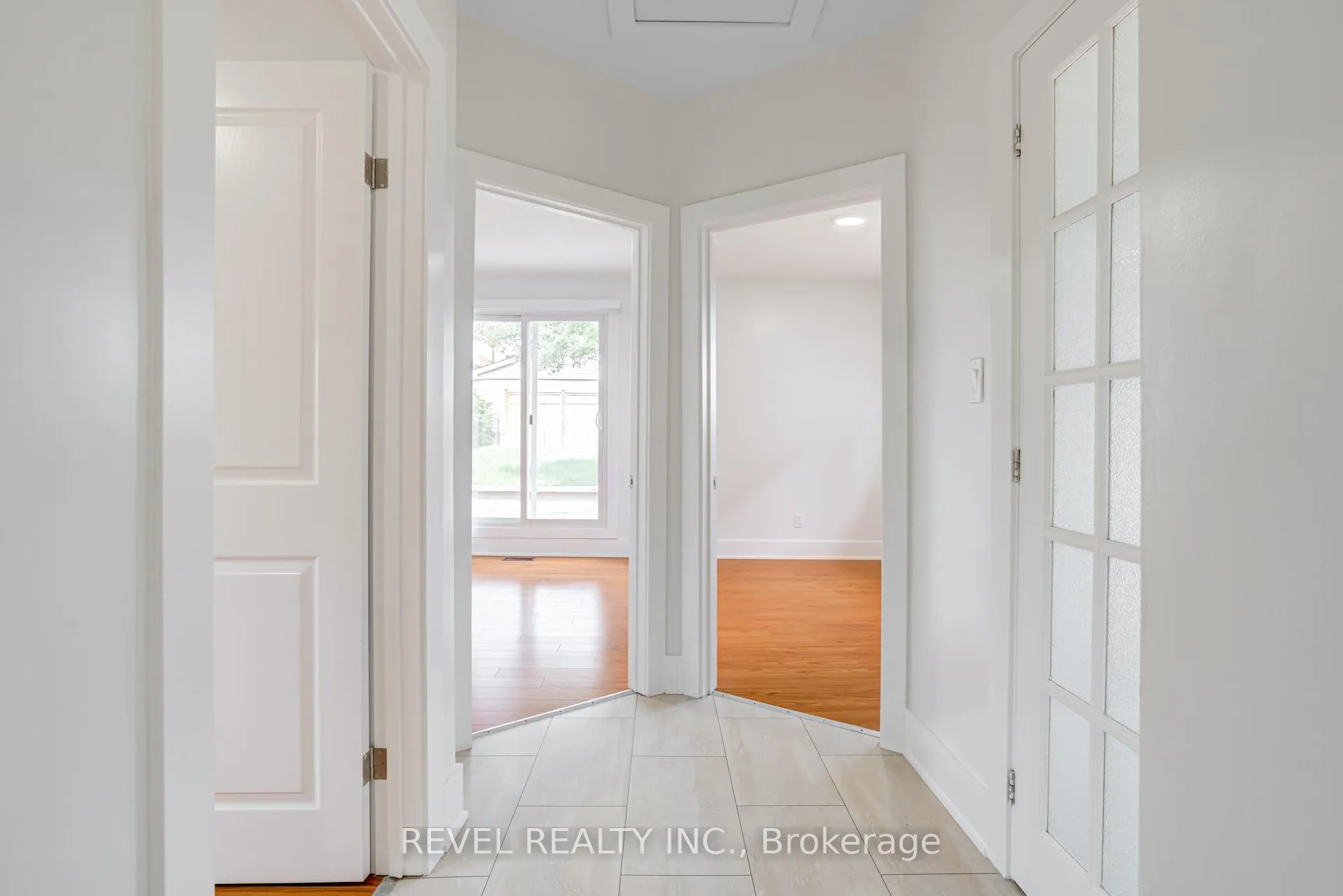 Photo 7 of Unit Main, 24 Kenora Crescent, Toronto, Keelesdale-Eglinton West — HOMEH