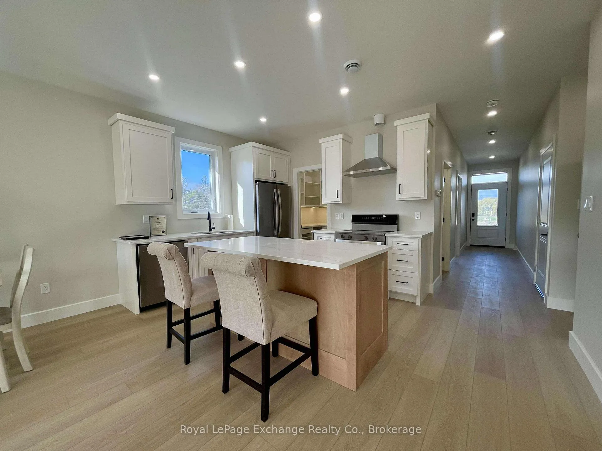 Photo 6 of 20 Merceds Crescent, Kincardine — HOMEH