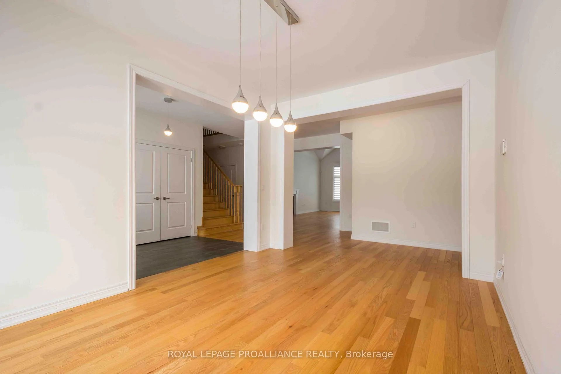 Photo 4 of 5 Waterview Court, Quinte West, Murray Ward — HOMEH