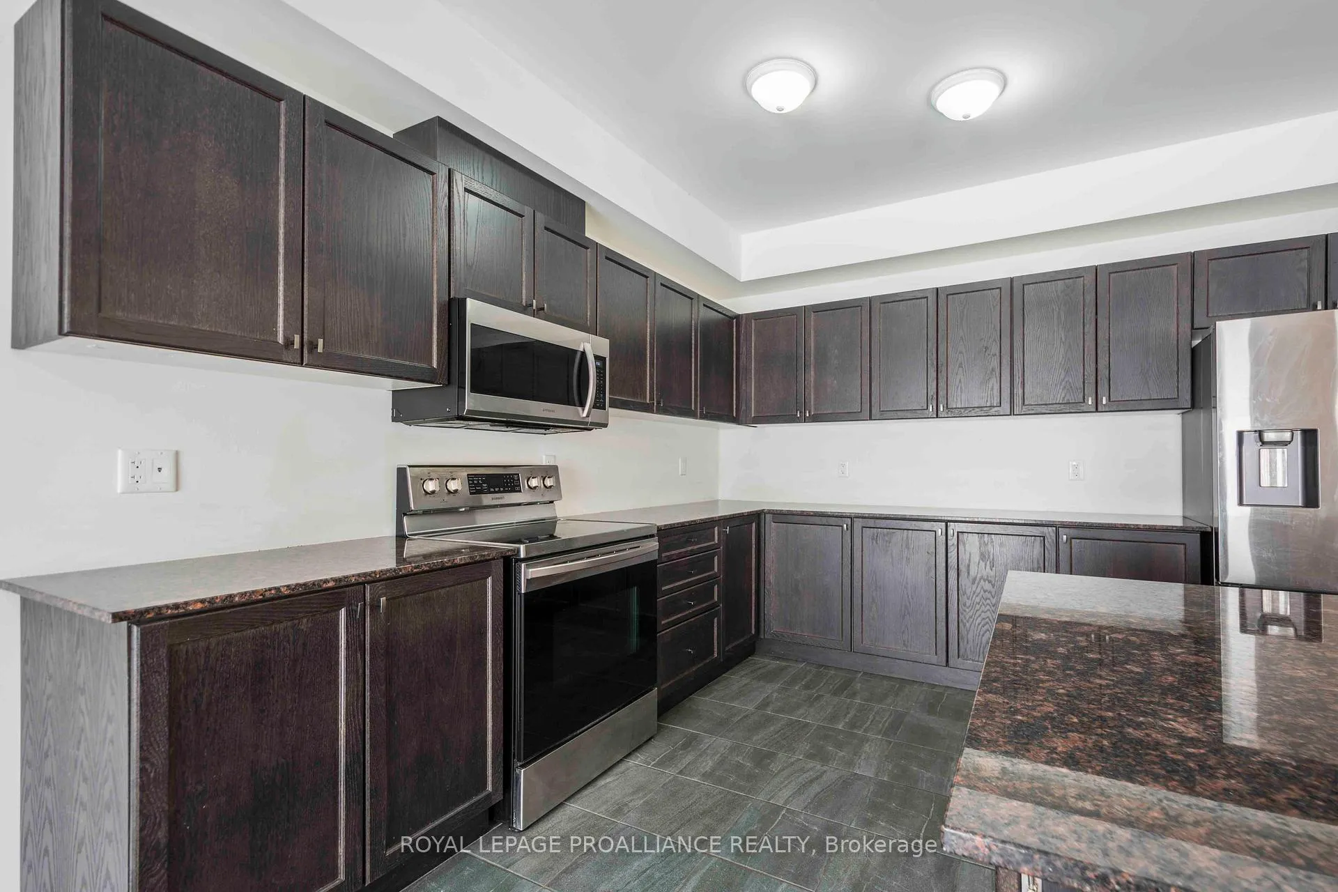 Photo 6 of 5 Waterview Court, Quinte West, Murray Ward — HOMEH