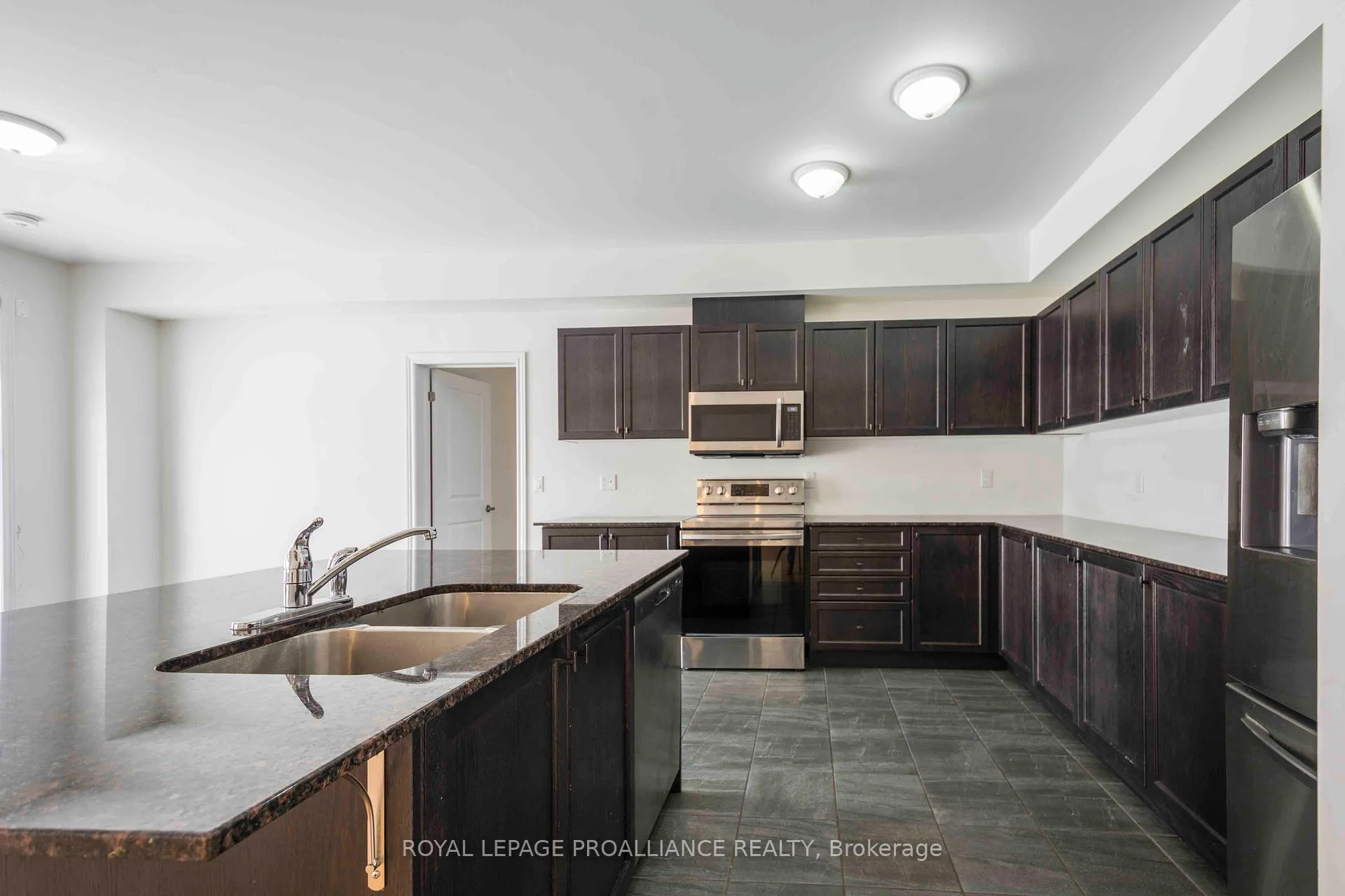 Photo 8 of 5 Waterview Court, Quinte West, Murray Ward — HOMEH