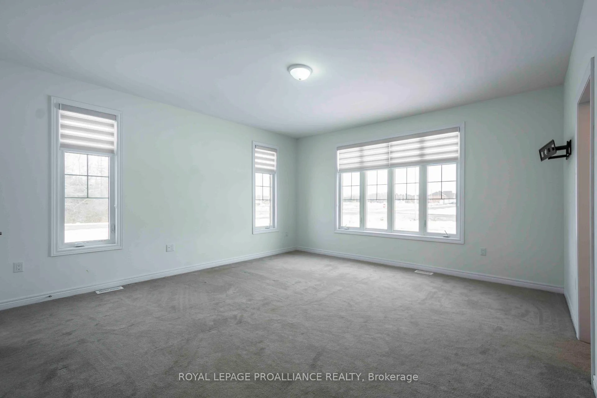 Photo 15 of 5 Waterview Court, Quinte West, Murray Ward — HOMEH