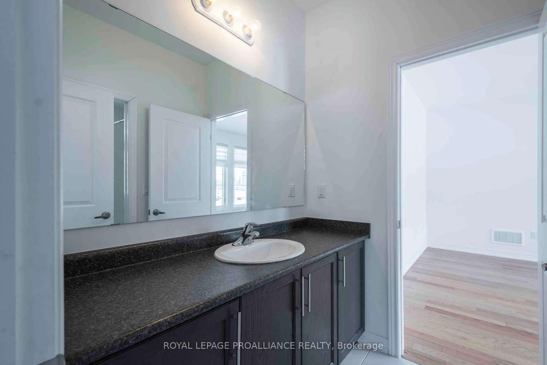 Photo 22 of 5 Waterview Court, Quinte West, Murray Ward — HOMEH