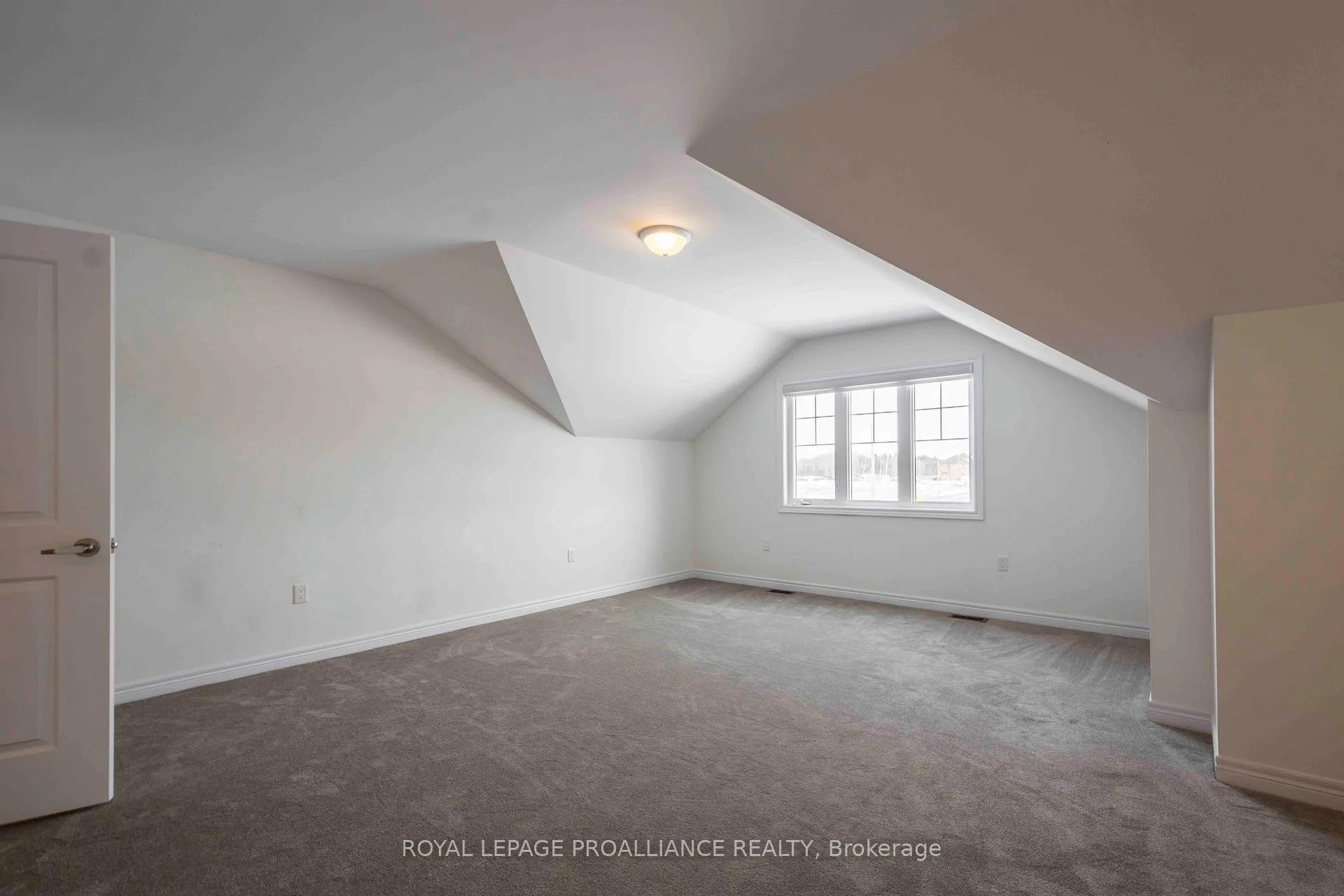 Photo 25 of 5 Waterview Court, Quinte West, Murray Ward — HOMEH