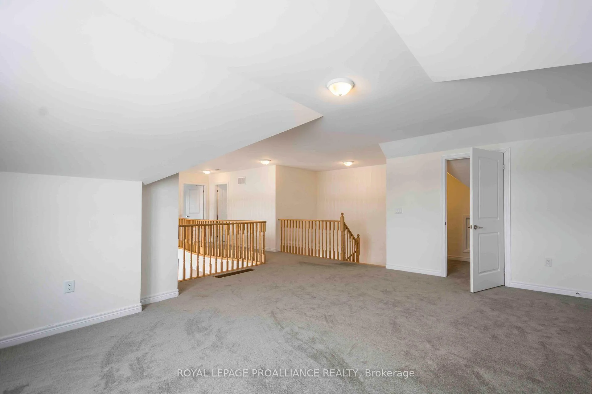 Photo 26 of 5 Waterview Court, Quinte West, Murray Ward — HOMEH