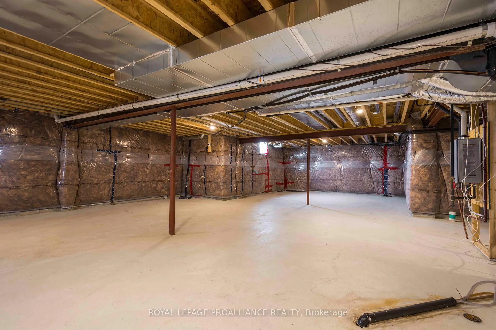 Photo 32 of 5 Waterview Court, Quinte West, Murray Ward — HOMEH