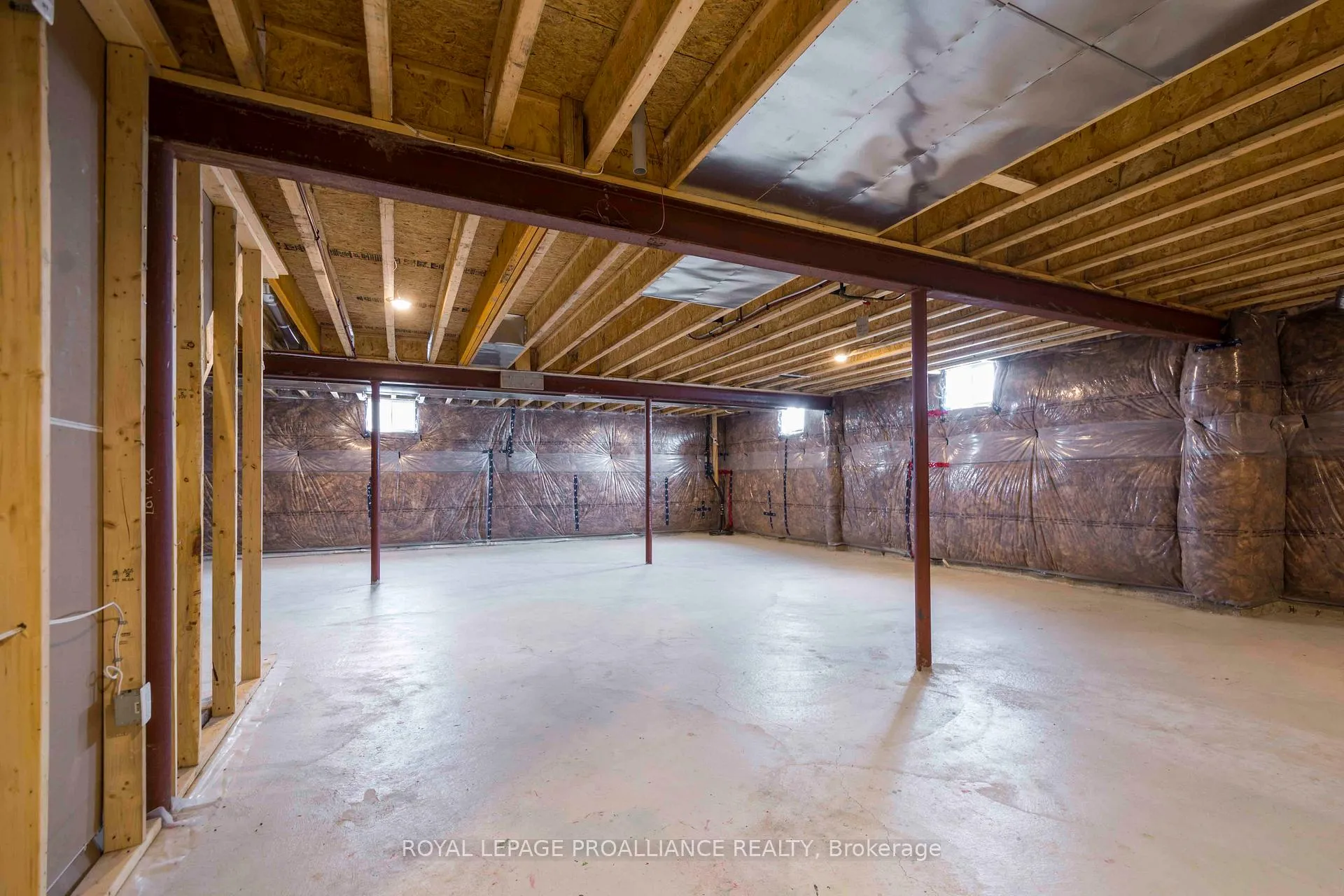 Photo 33 of 5 Waterview Court, Quinte West, Murray Ward — HOMEH