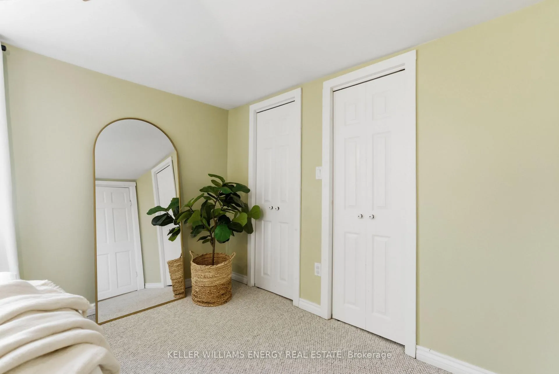 Photo 23 of 5 Ann Street, Clarington, Bowmanville — HOMEH