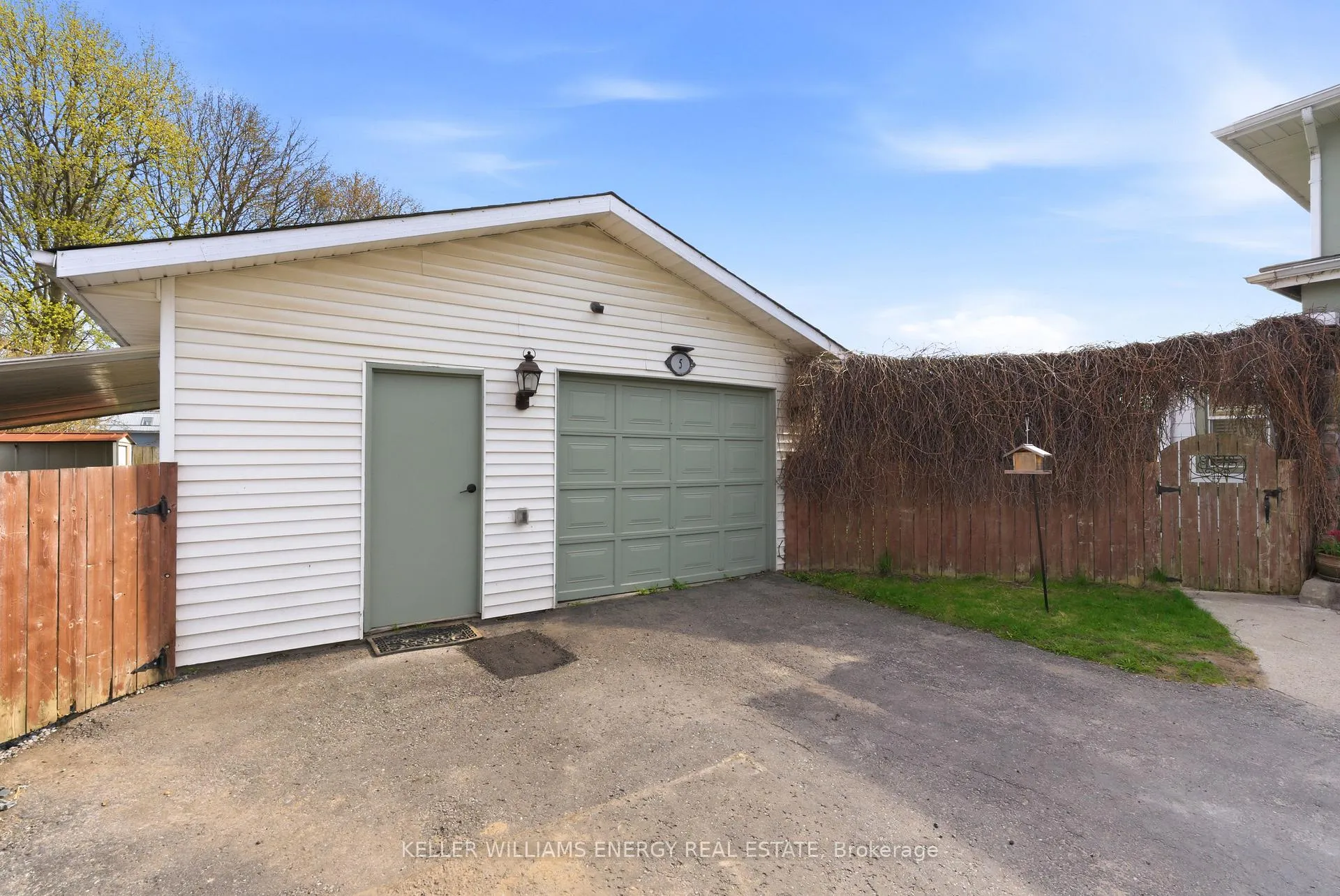 Photo 42 of 5 Ann Street, Clarington, Bowmanville — HOMEH