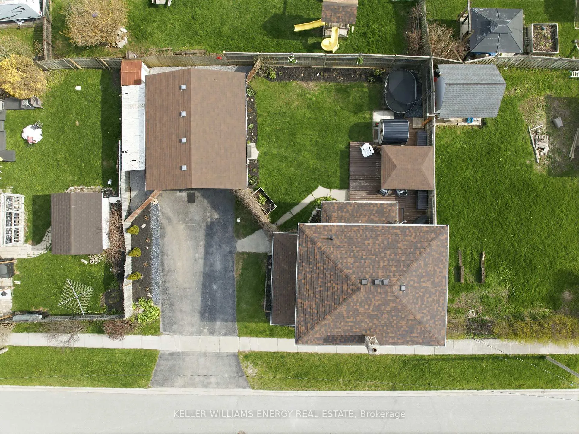 Photo 44 of 5 Ann Street, Clarington, Bowmanville — HOMEH