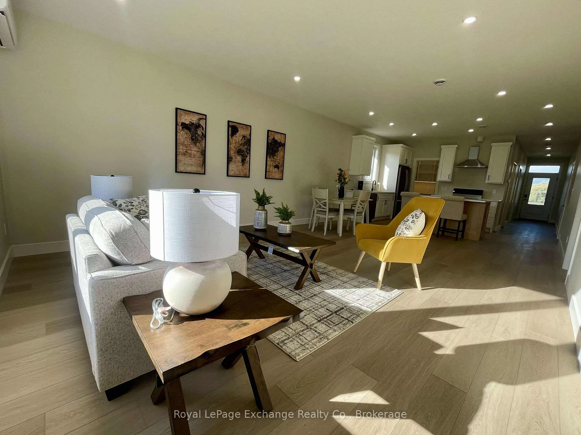 Photo 6 of 16 Mercedes Crescent N, Kincardine — HOMEH