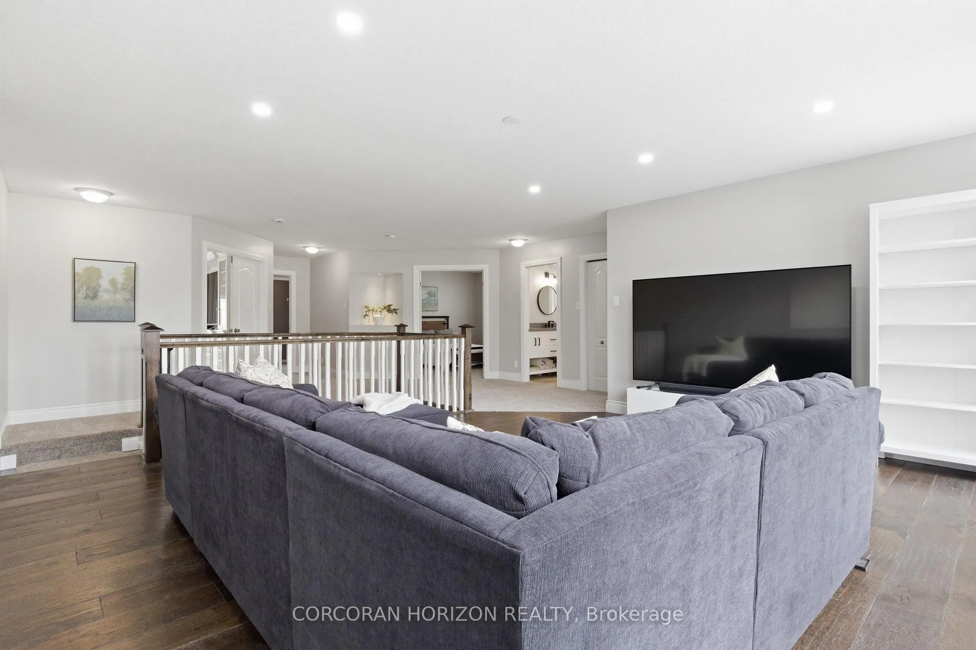 Photo 19 of 309 Schooner Crescent, Waterloo — HOMEH
